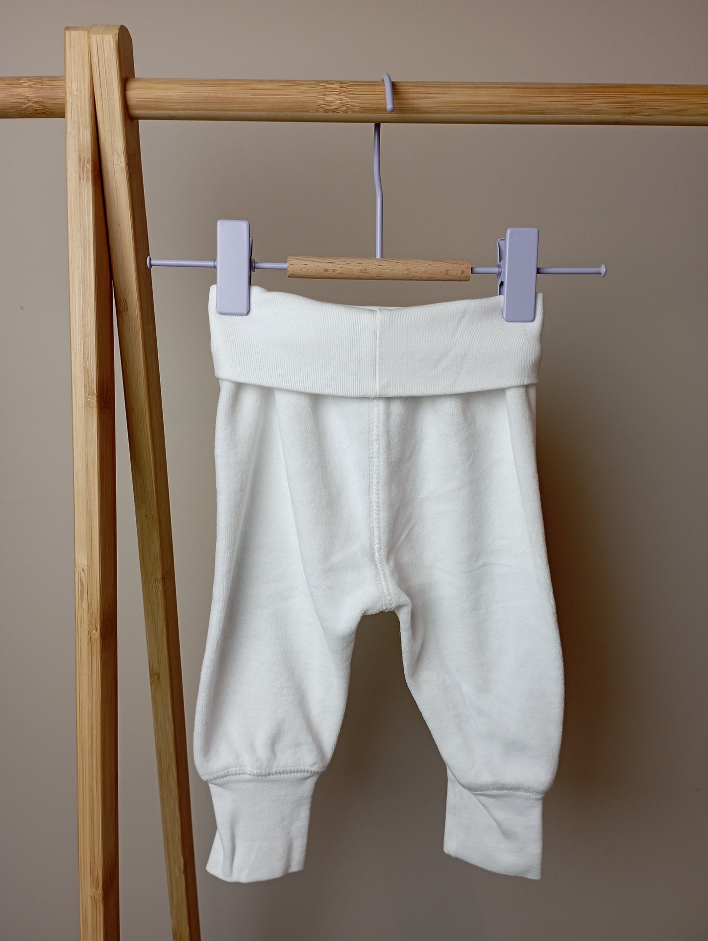 Zacht broekje 62 H&M