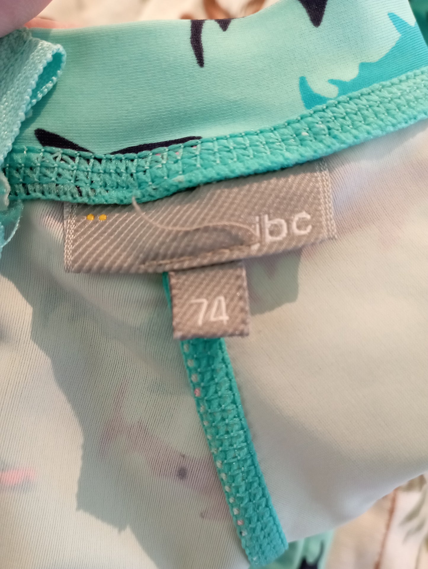 Zwempakje met haaien 74 JBC