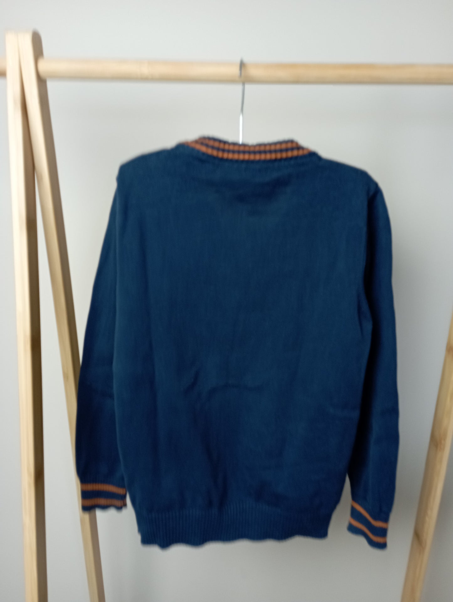 Truitje met knoopjes 116 Someone