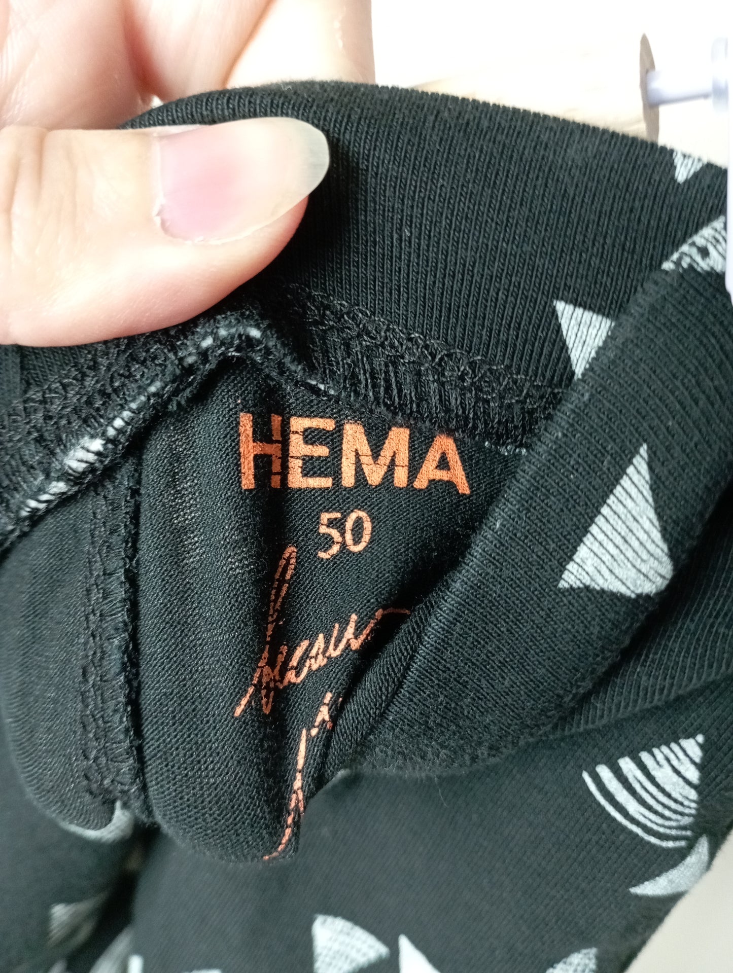 Broekje met driehoekjes 50 Hema