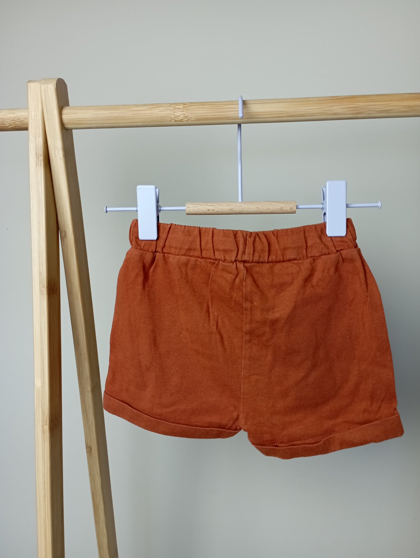 Short 74 Hema