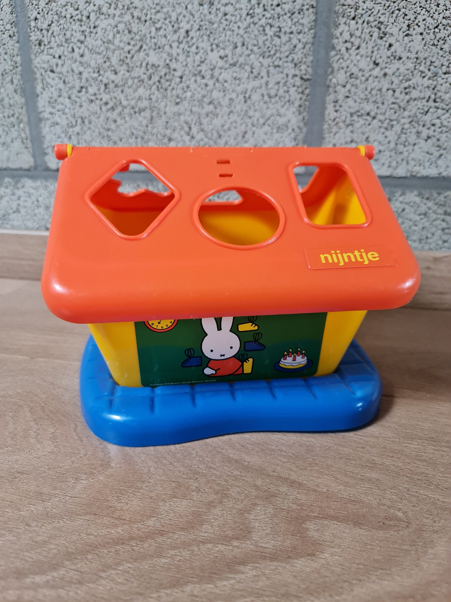 Vormenstoof Nijntje