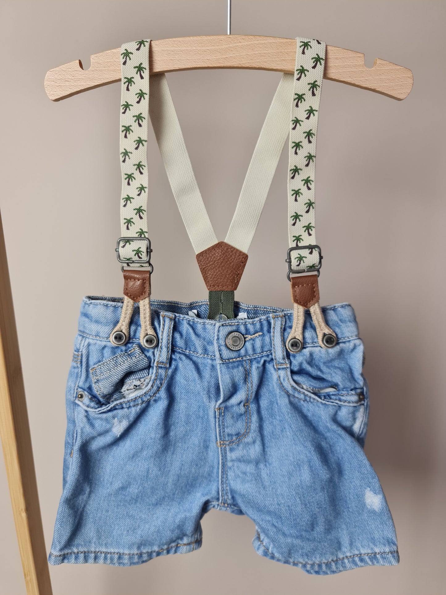 Short met bretellen 74 Zara