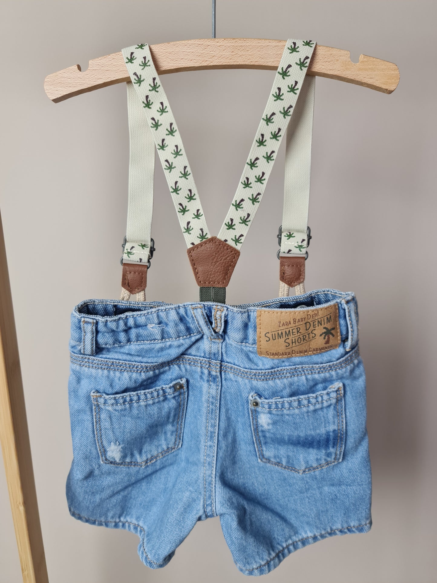 Short met bretellen 74 Zara