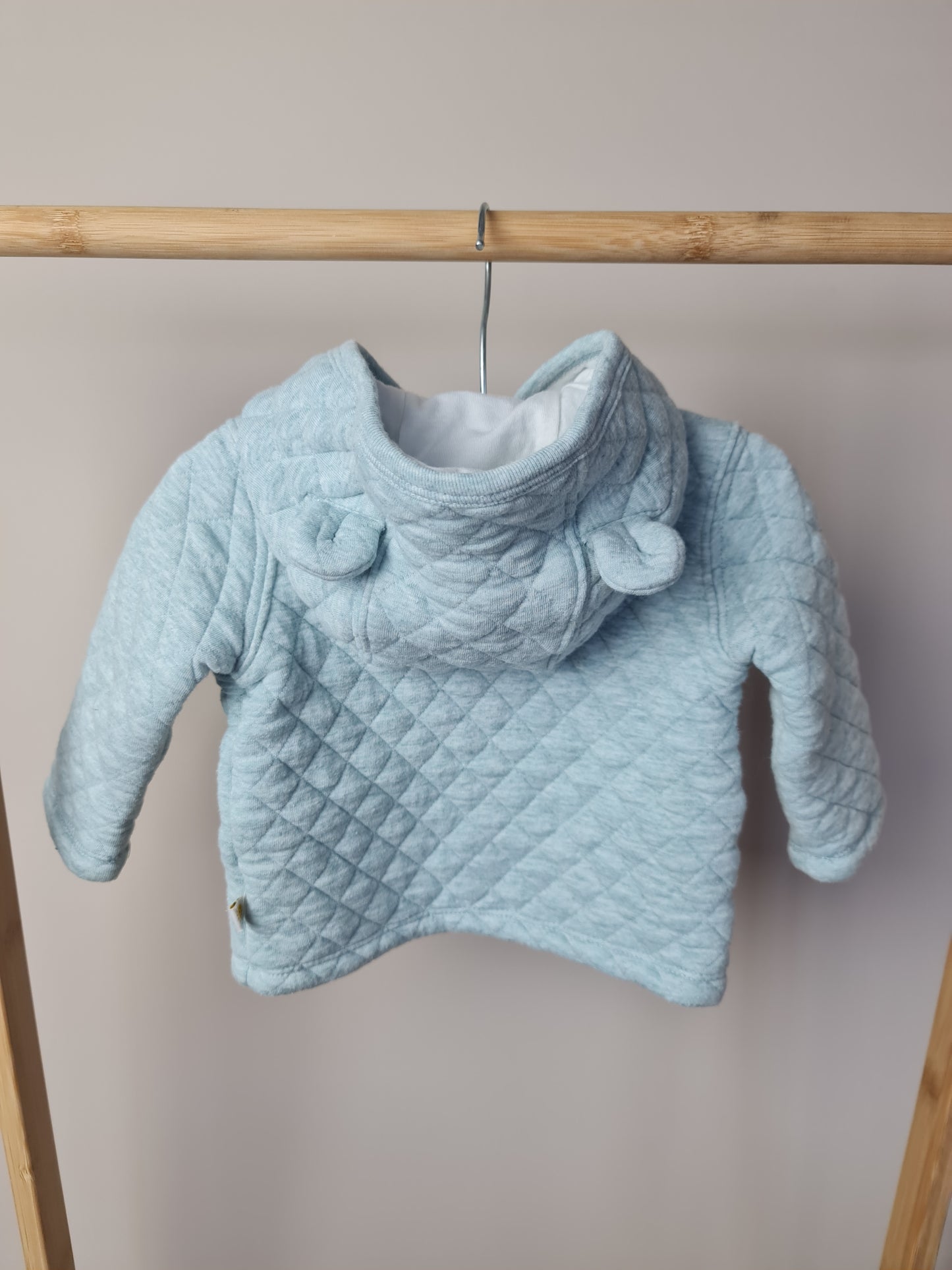 Jasje met sterknopjes 56 Hema