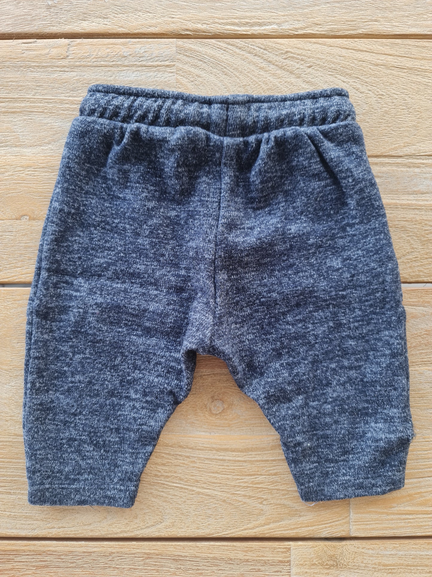 Broek met knoopjes 68 Zara
