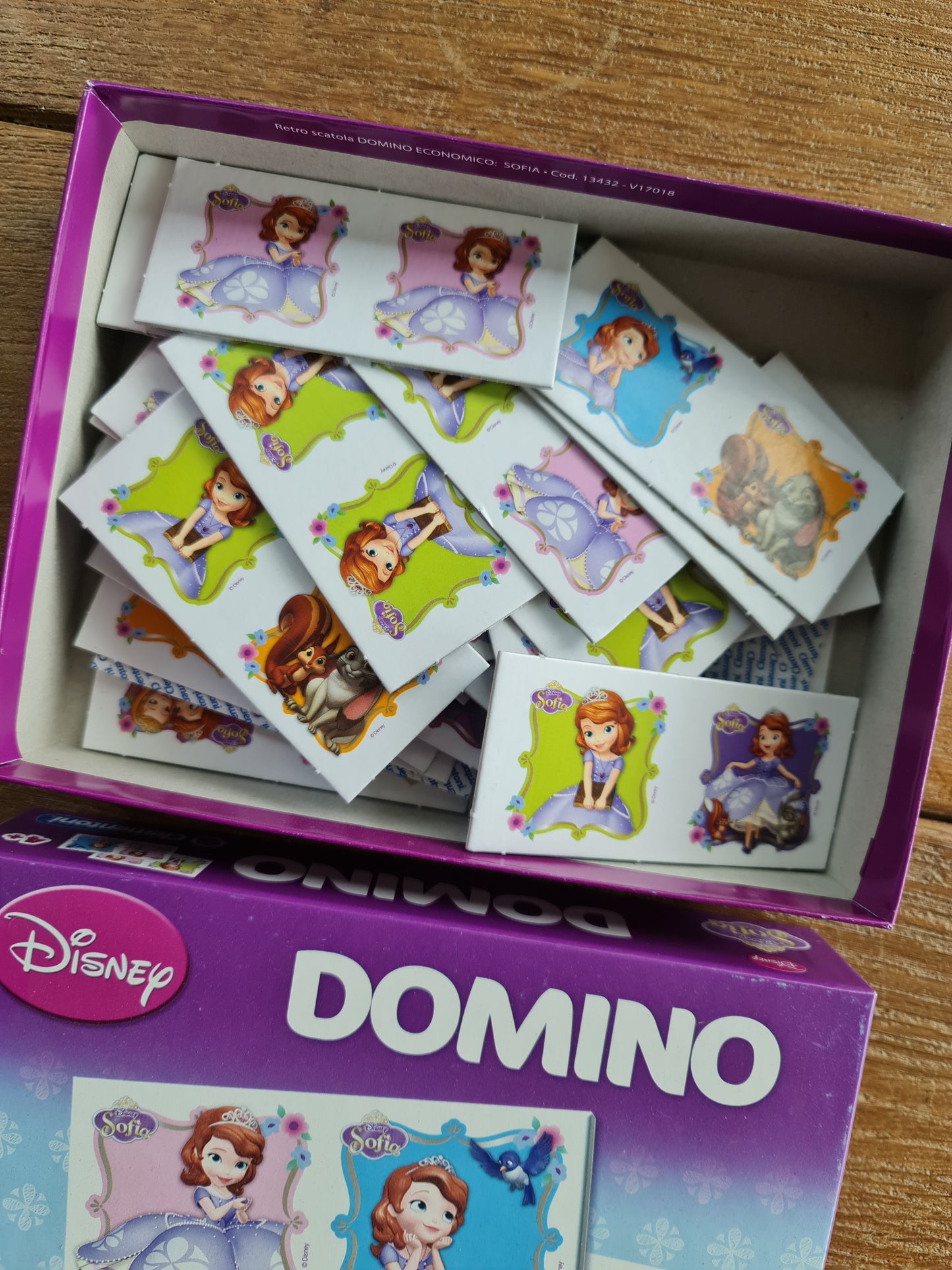 Domino Sofia Disney