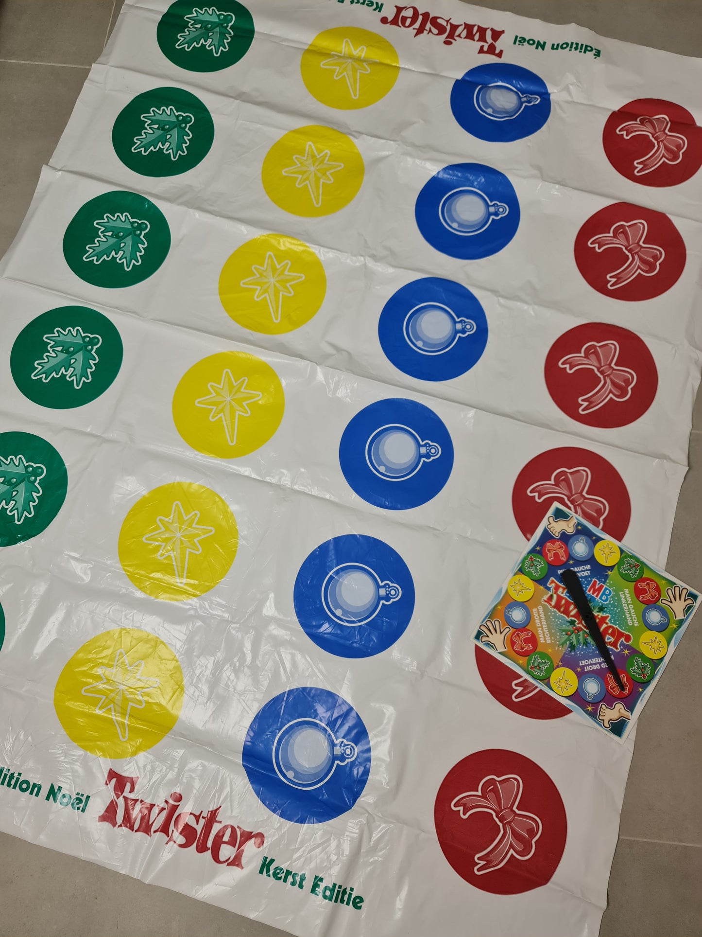 Twister Kerst Editie MB