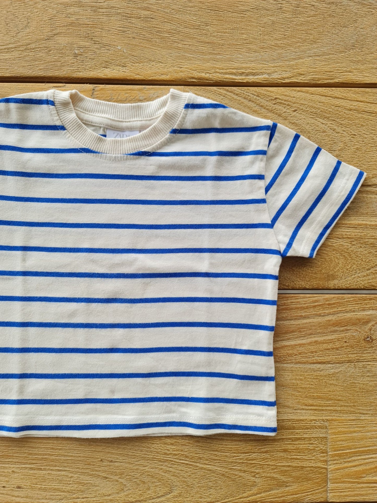 T-shirt 80 Zara