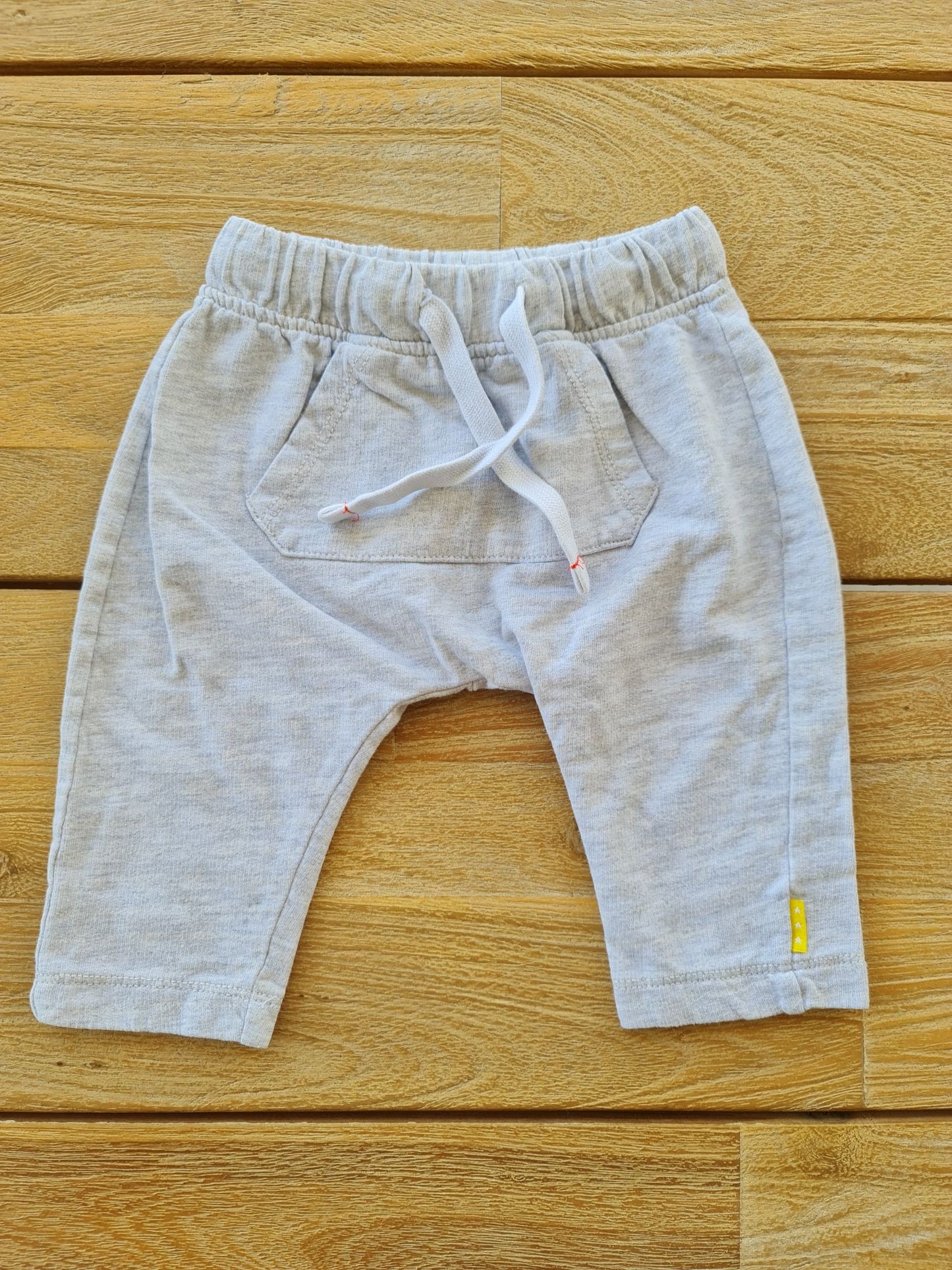 Broekje 68 Hema