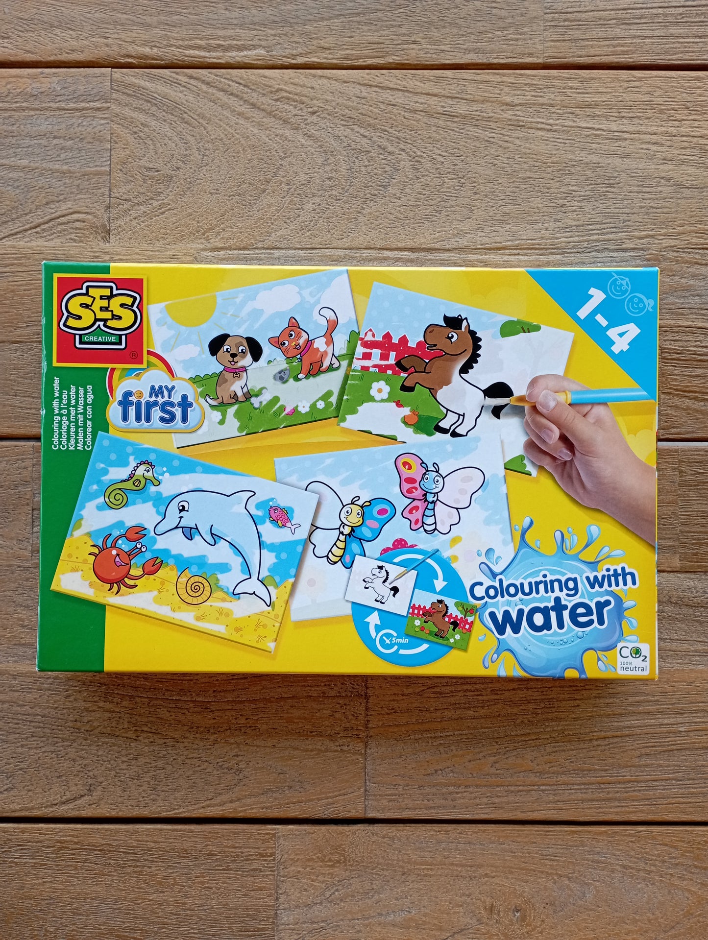 Colouring with water SES
