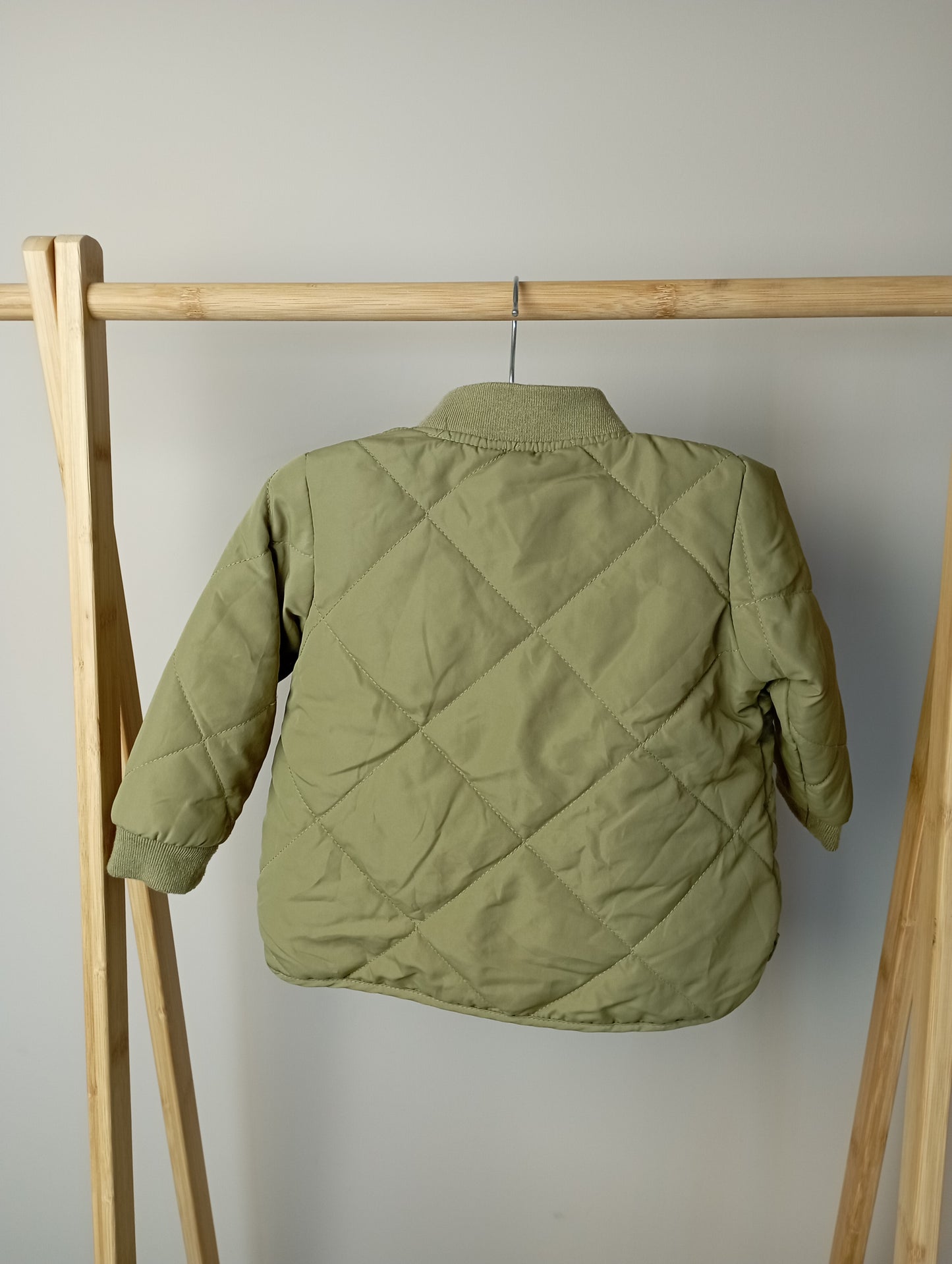 Jasje 74 H&M