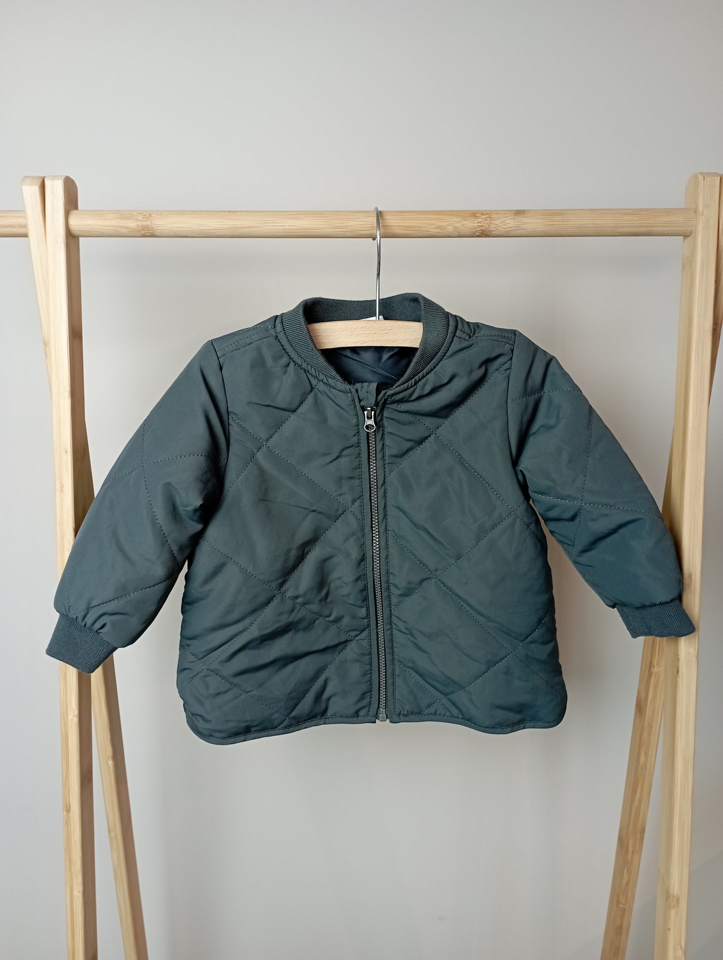 Jasje 74 H&M