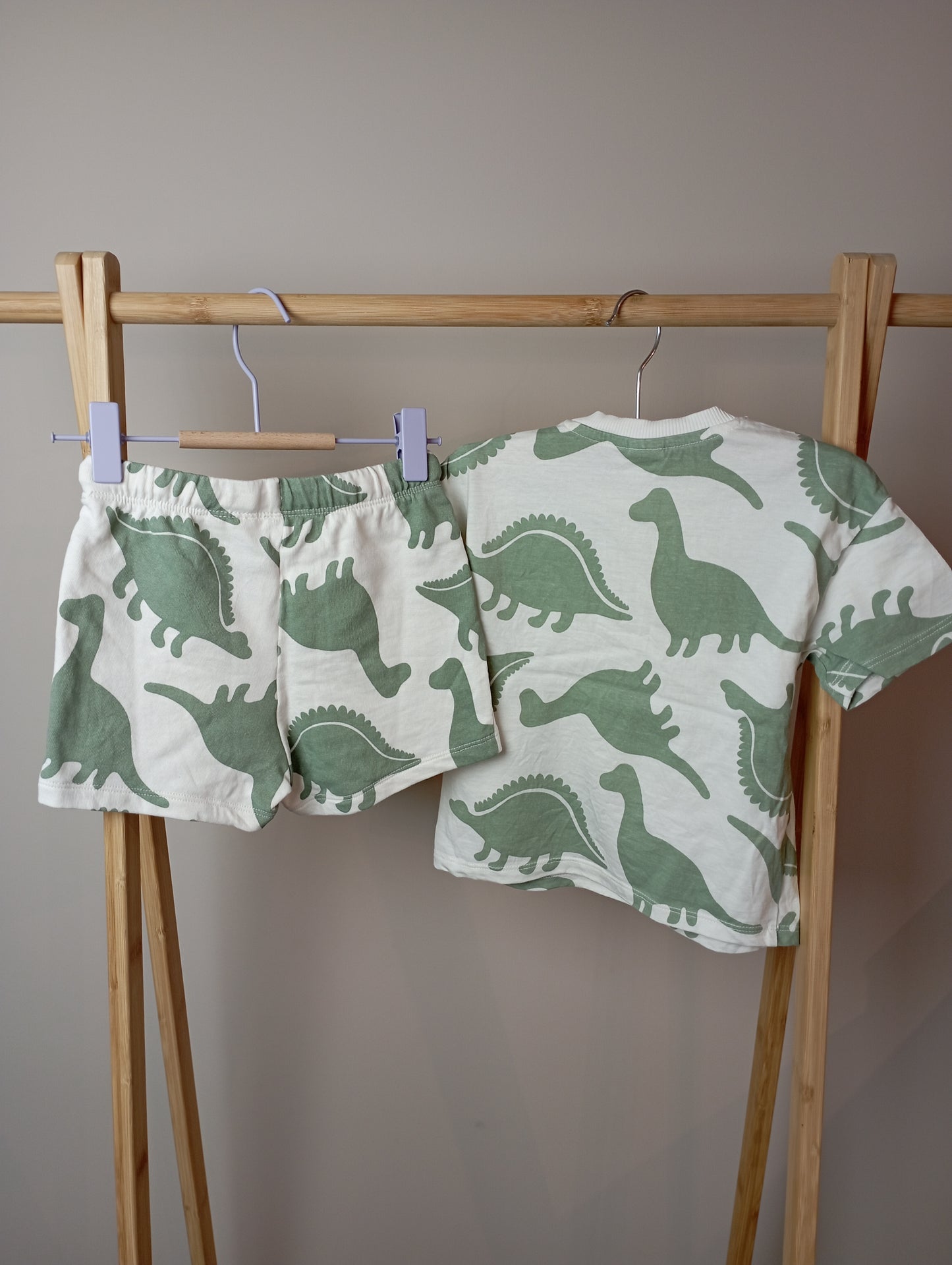Setje met dino's 86 H&M