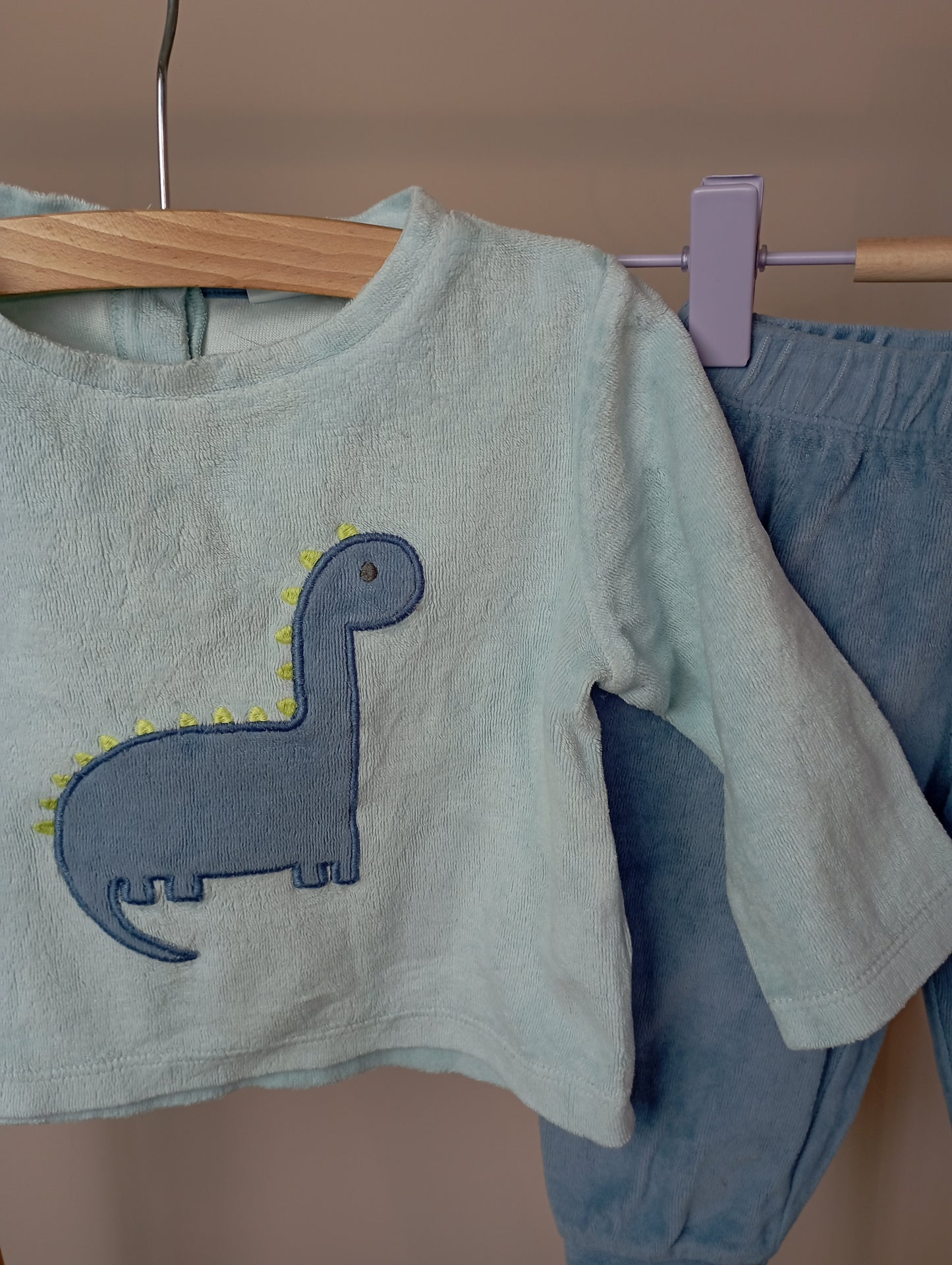 Pyjama met dino 12m Tex