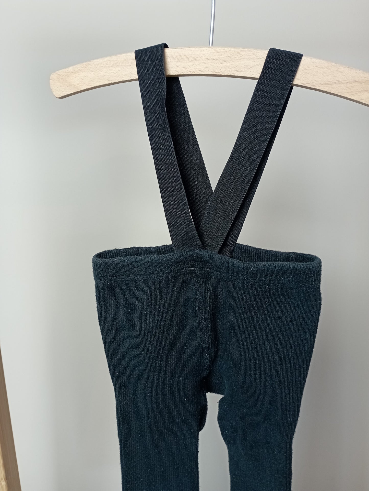 Legging met bretellen 6-9m Find JOYs