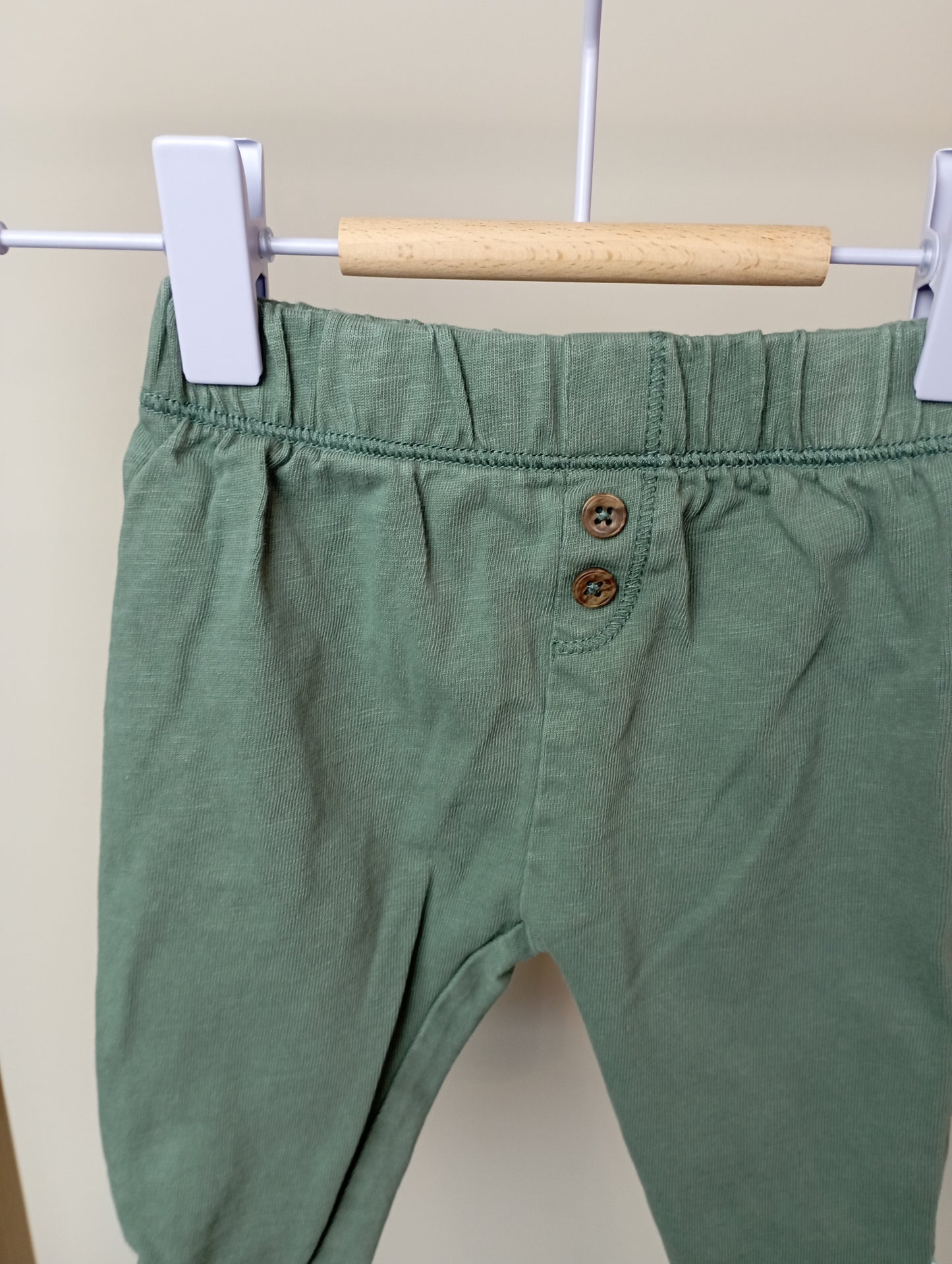 Comfy broekje 62 Hema