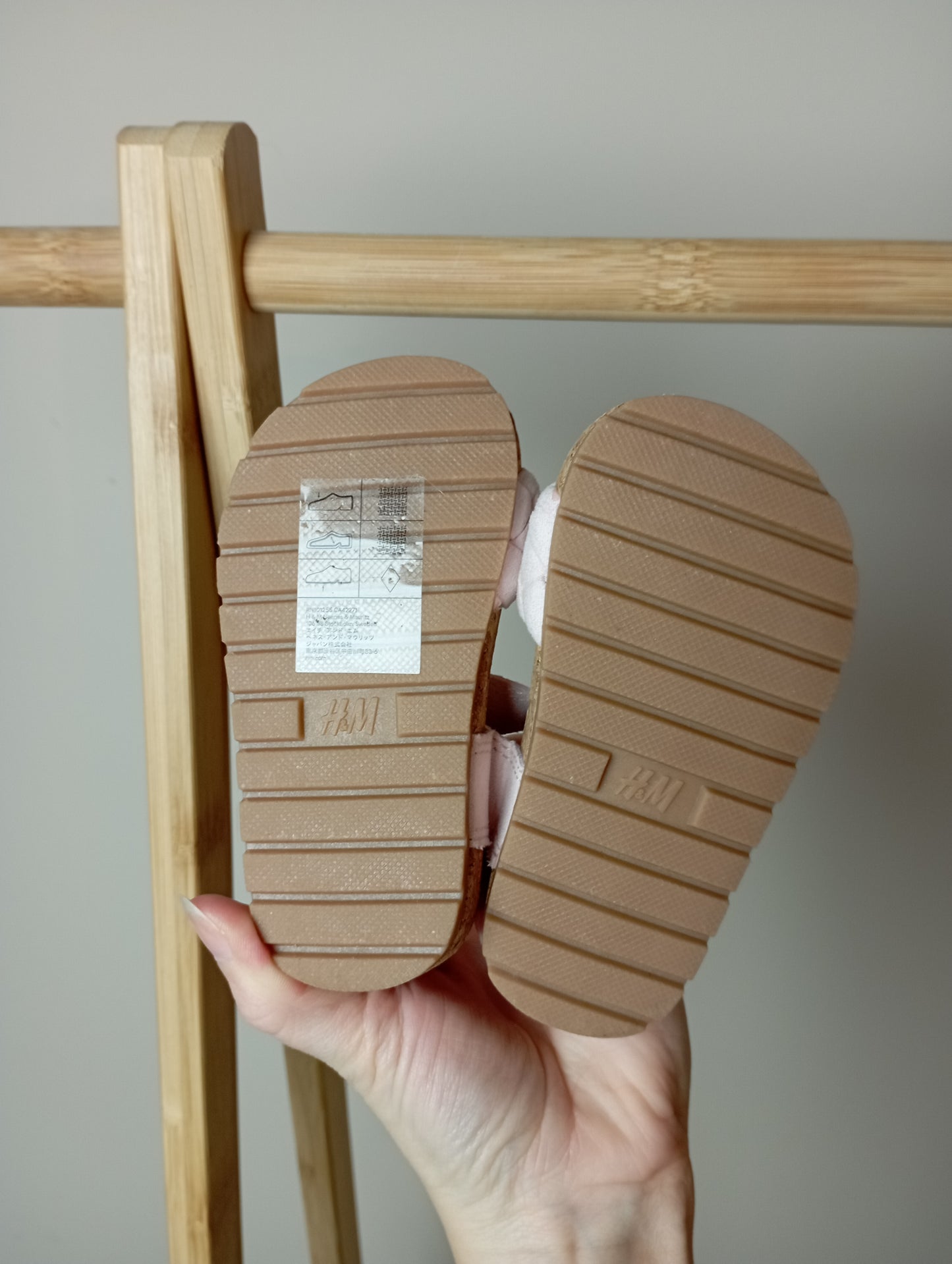Sandaaltjes 18-19 H&M