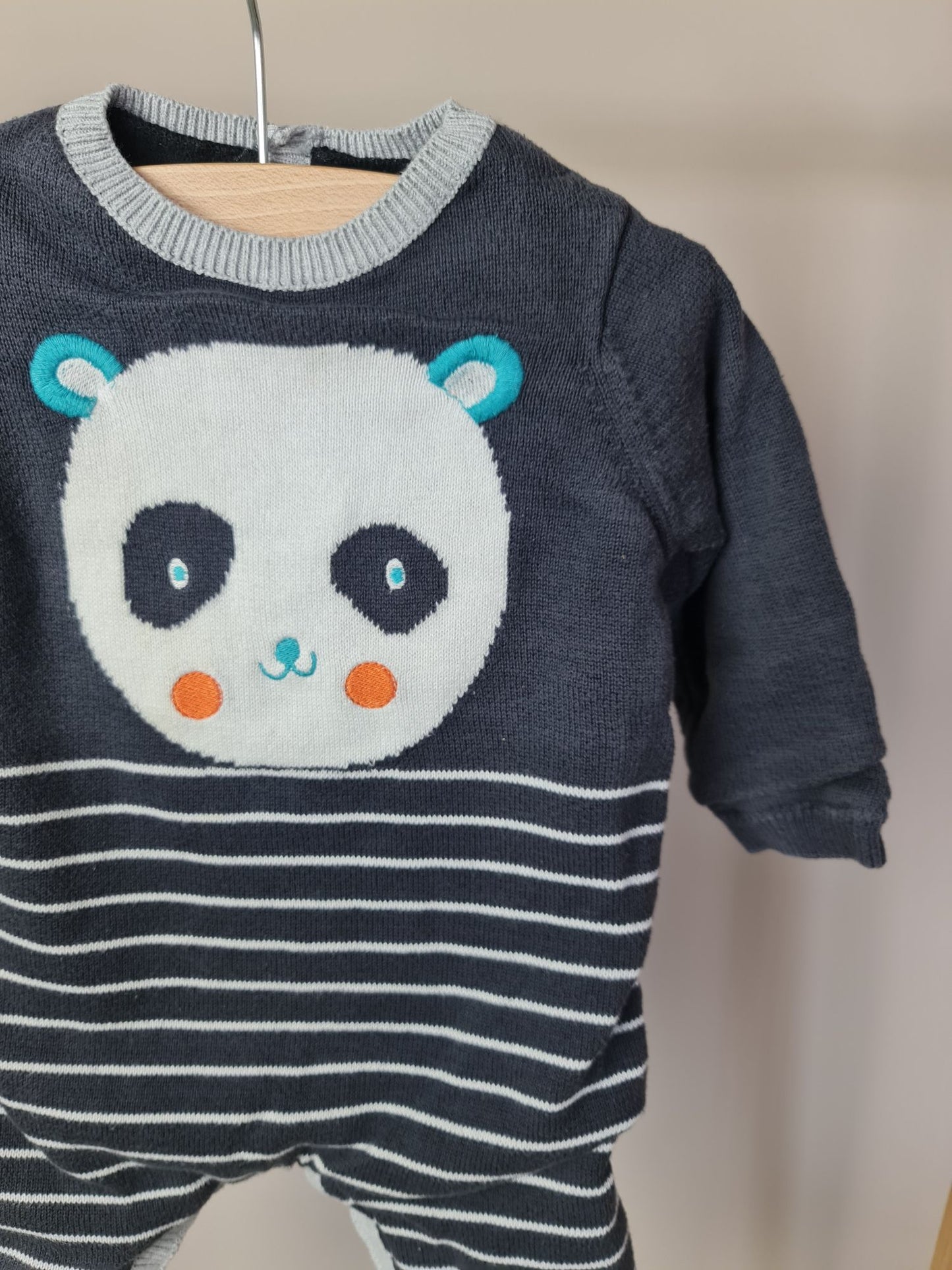 Warm pakje met panda 74 Orchestra