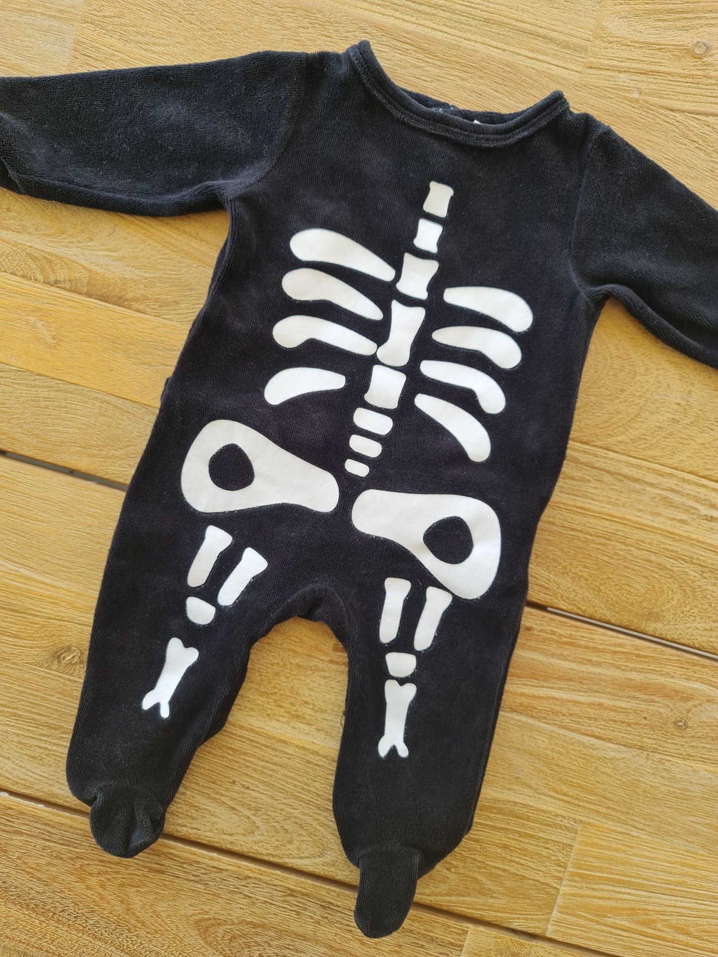 Pakje met skelet 62 Find JOYs