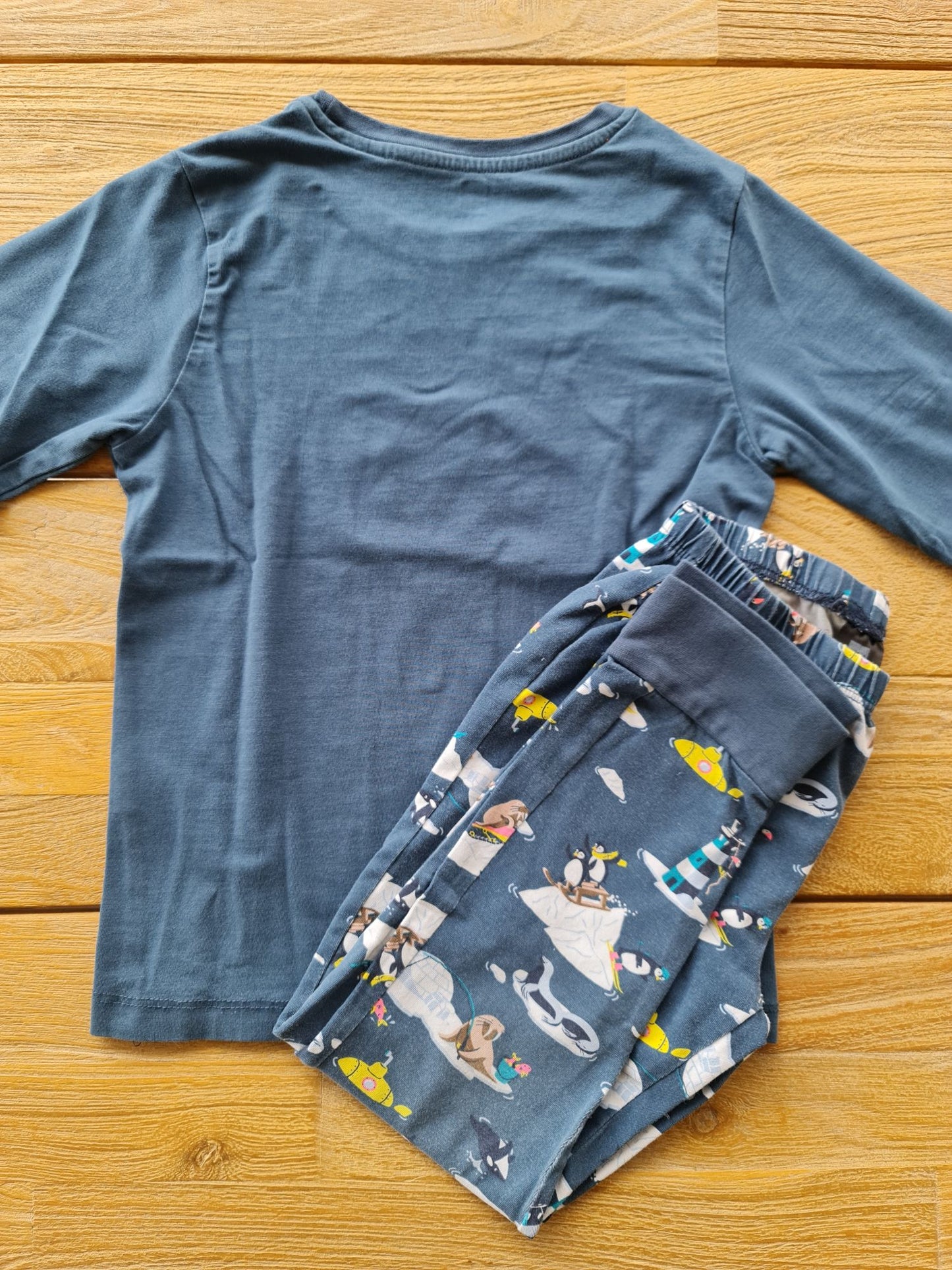 Pyjama 110/116 Hema