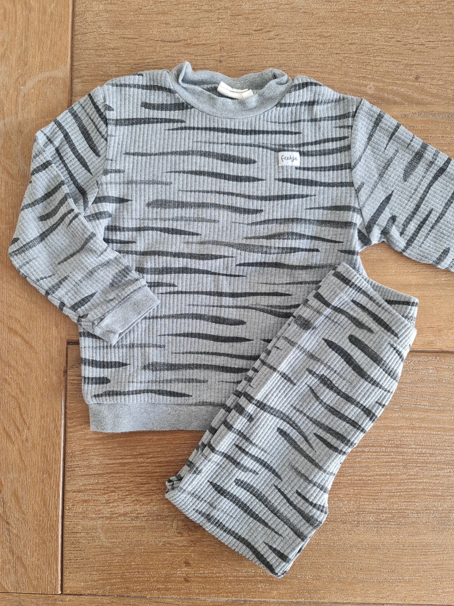 Pyjama 104 Feetje