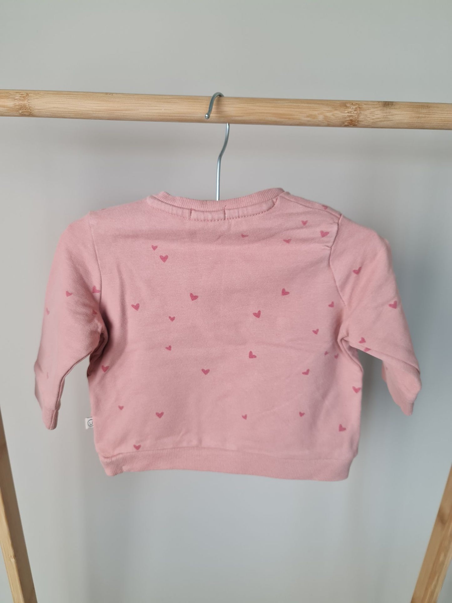 Trui "Petite soeur" 68 Cuddles and smiles