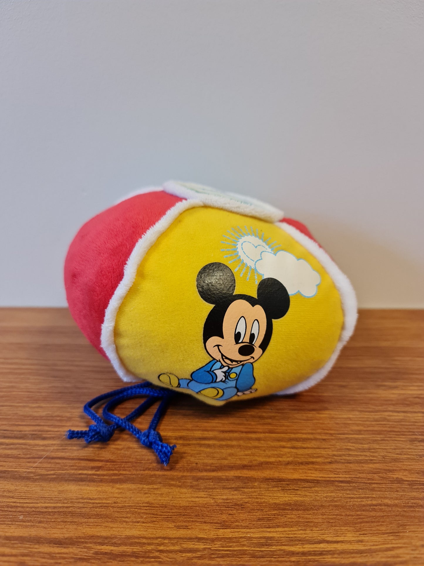 Zachte bal met geluidje Disney