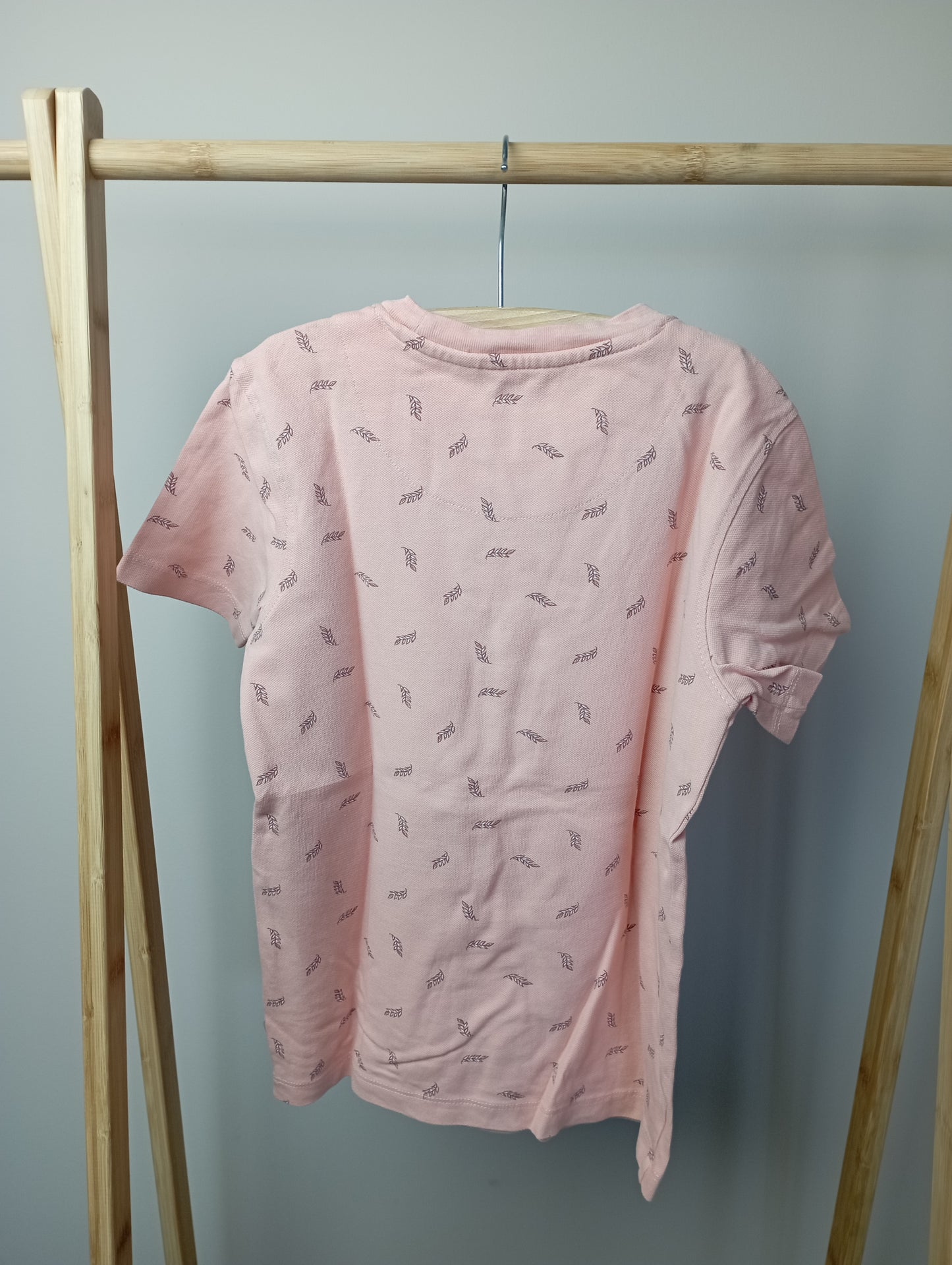 T-shirt 8
