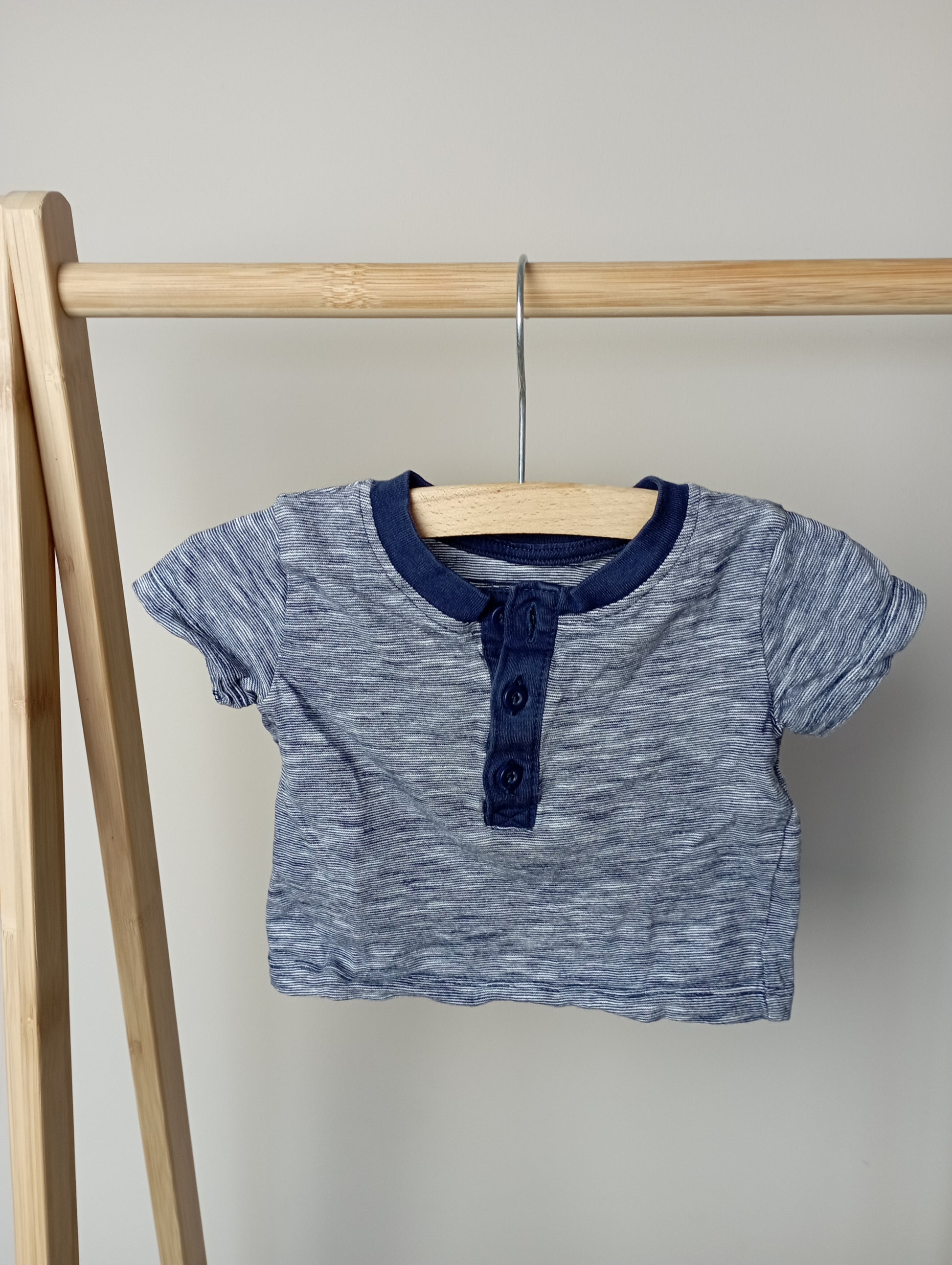 Shirtje met knoopjes 62 Early Days