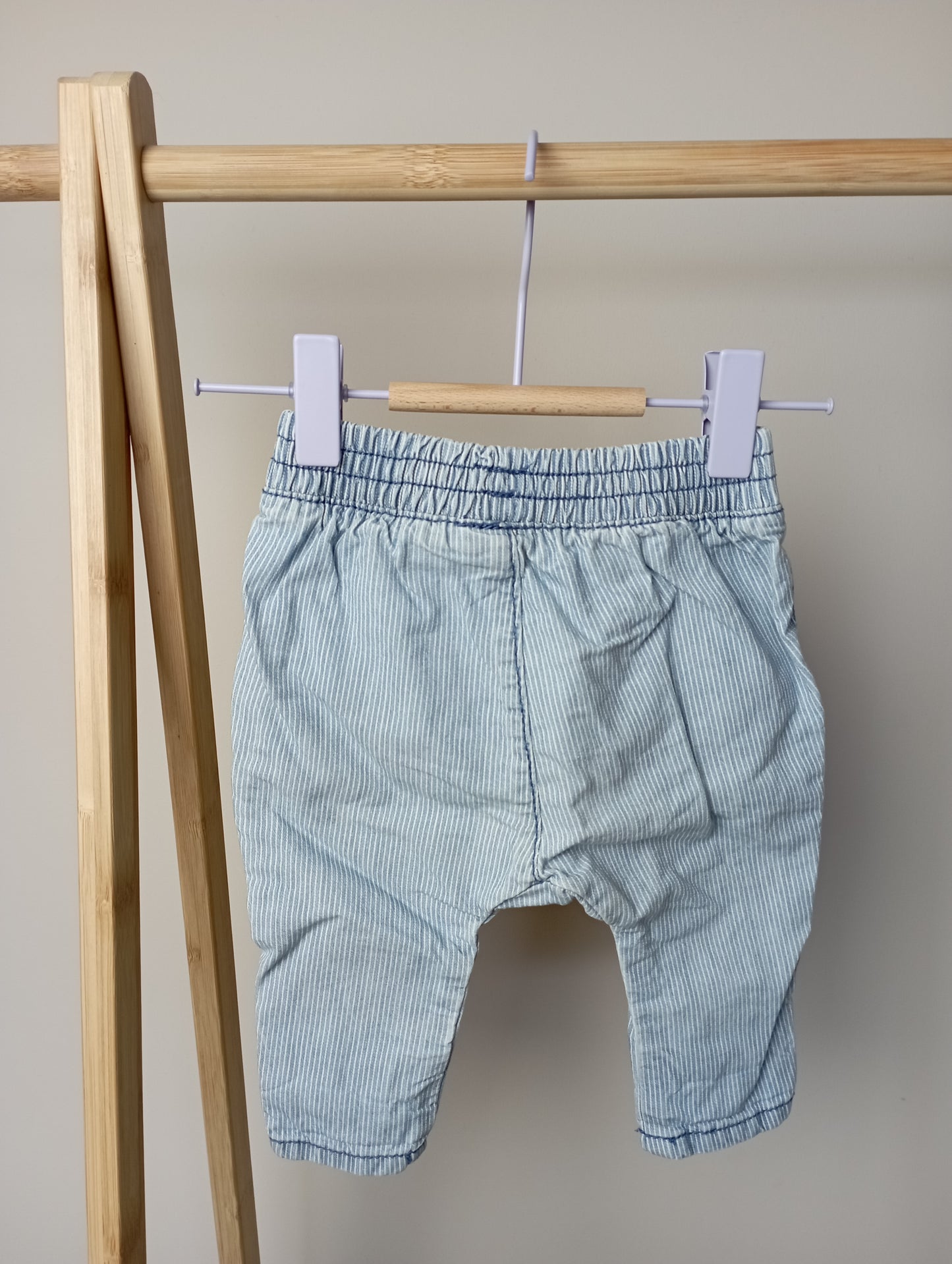 Broek met streepjes 62 Hema