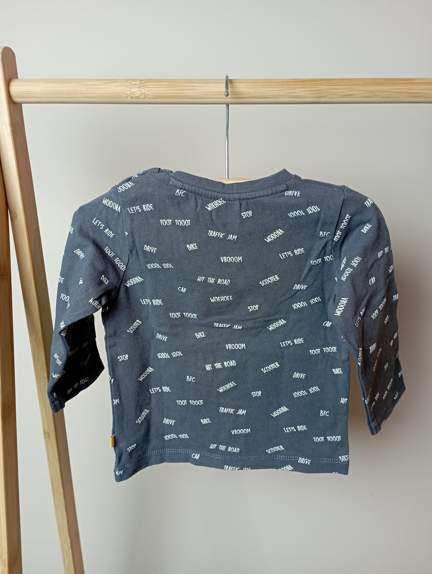 Longsleeve met woorden 68 Babyface