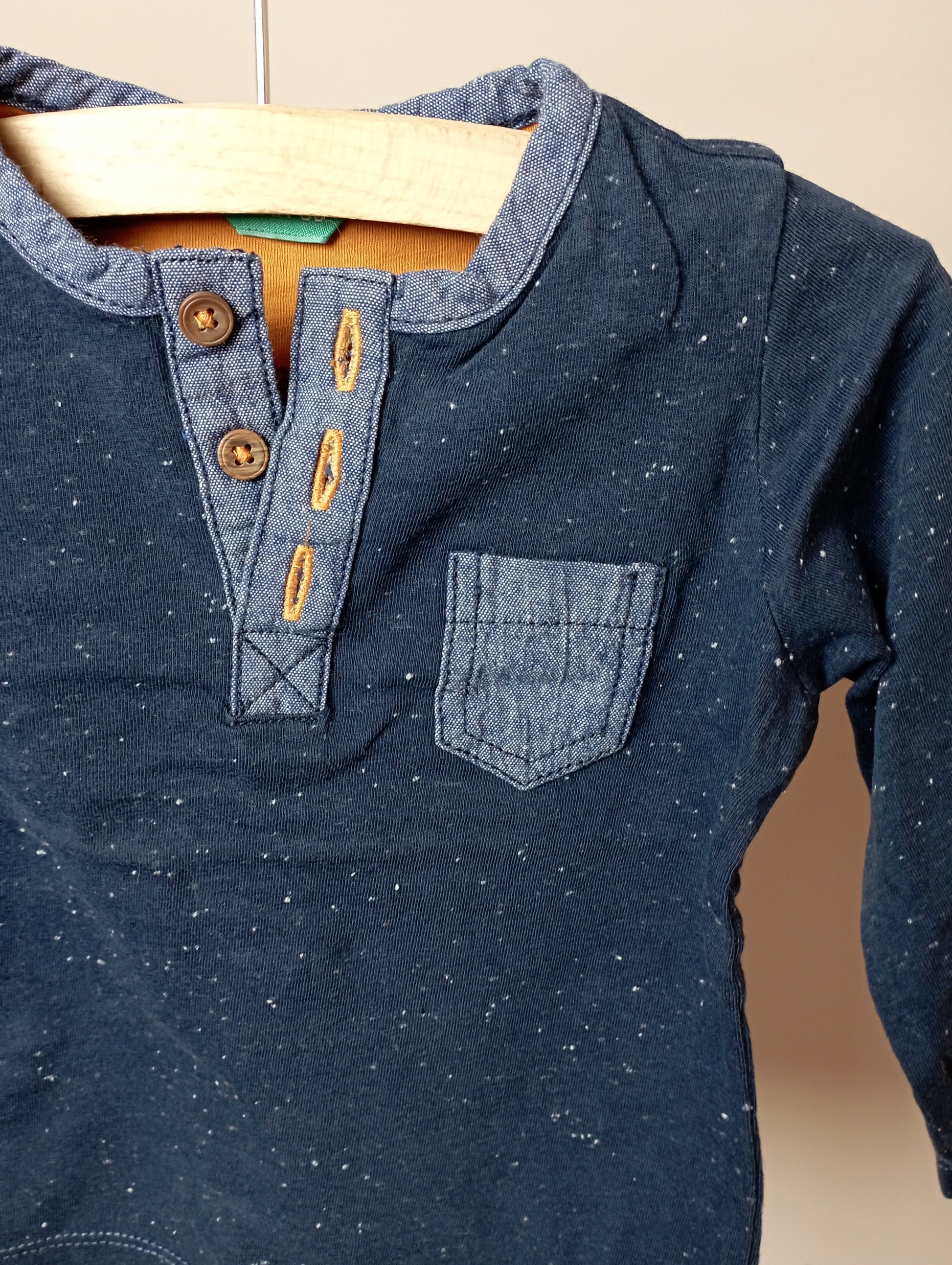 Longsleeve met spikkeltjes 68 Hema