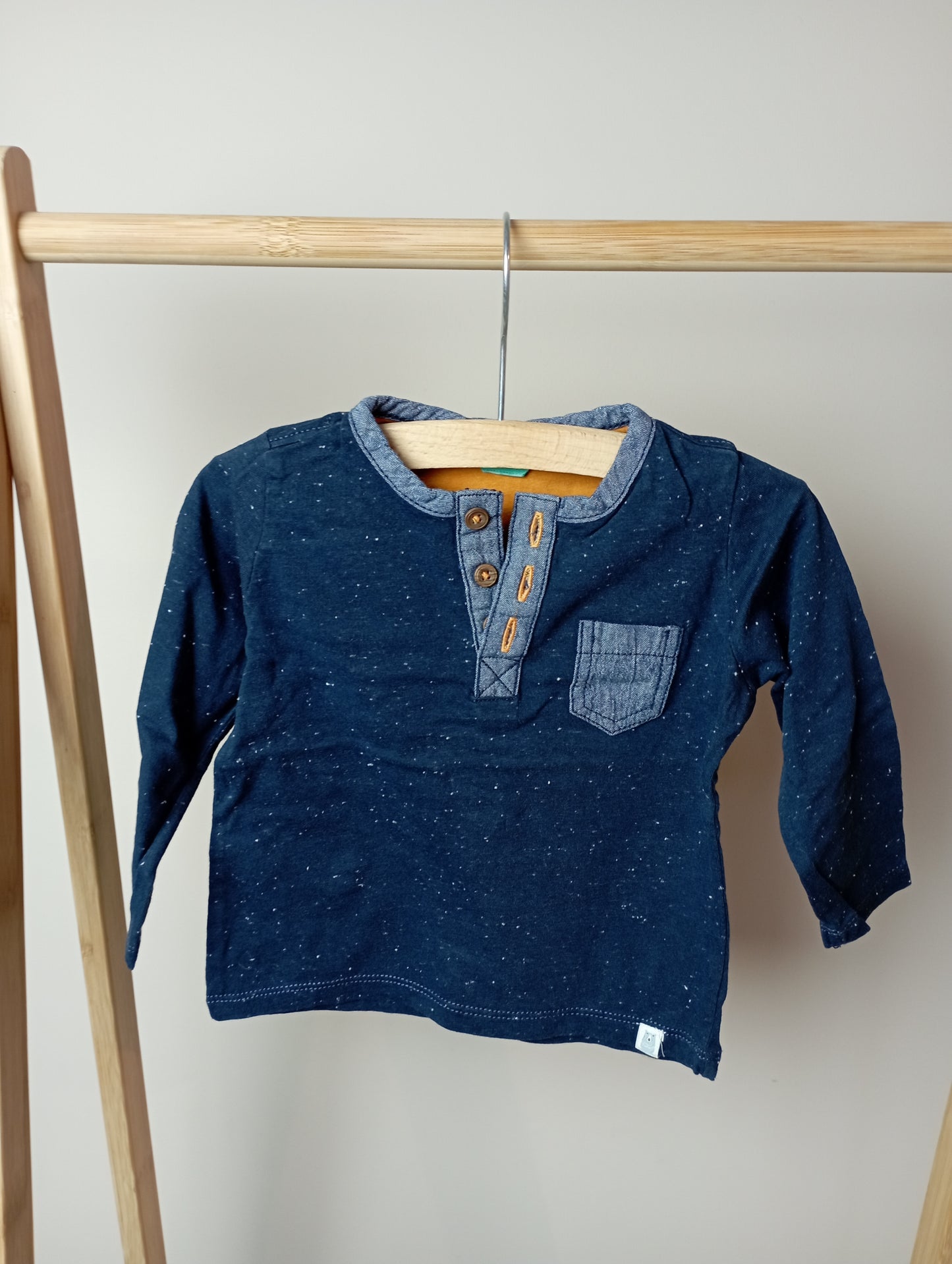Longsleeve met spikkeltjes 68 Hema