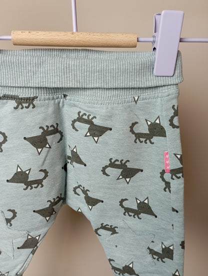 Broekje met vosjes 50 Hema