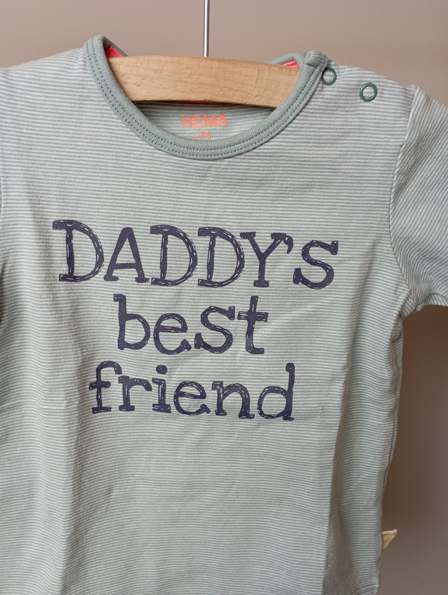T-shirt "Daddy's best friend" 74 Hema