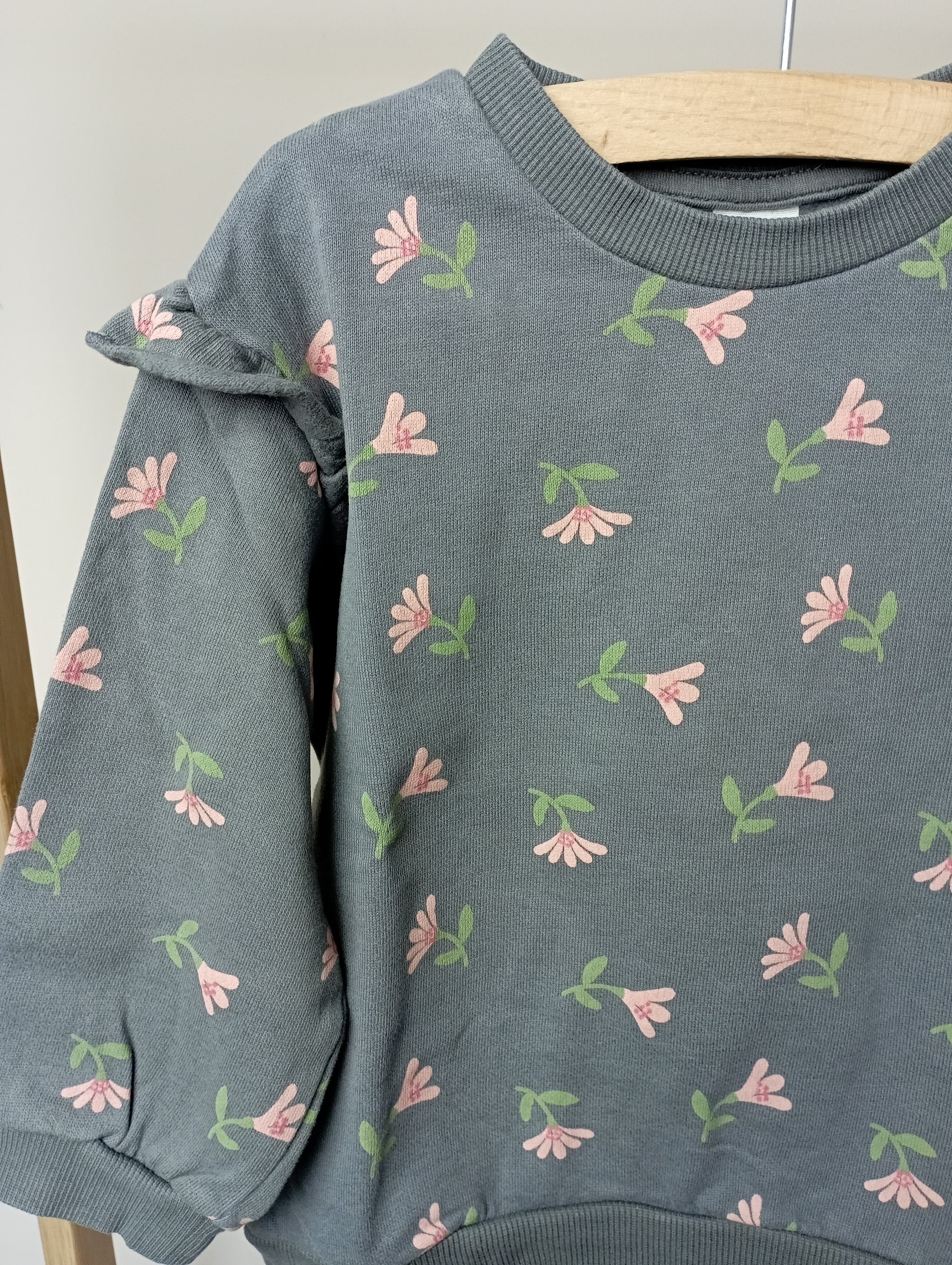 Trui met bloemen 92 H&M