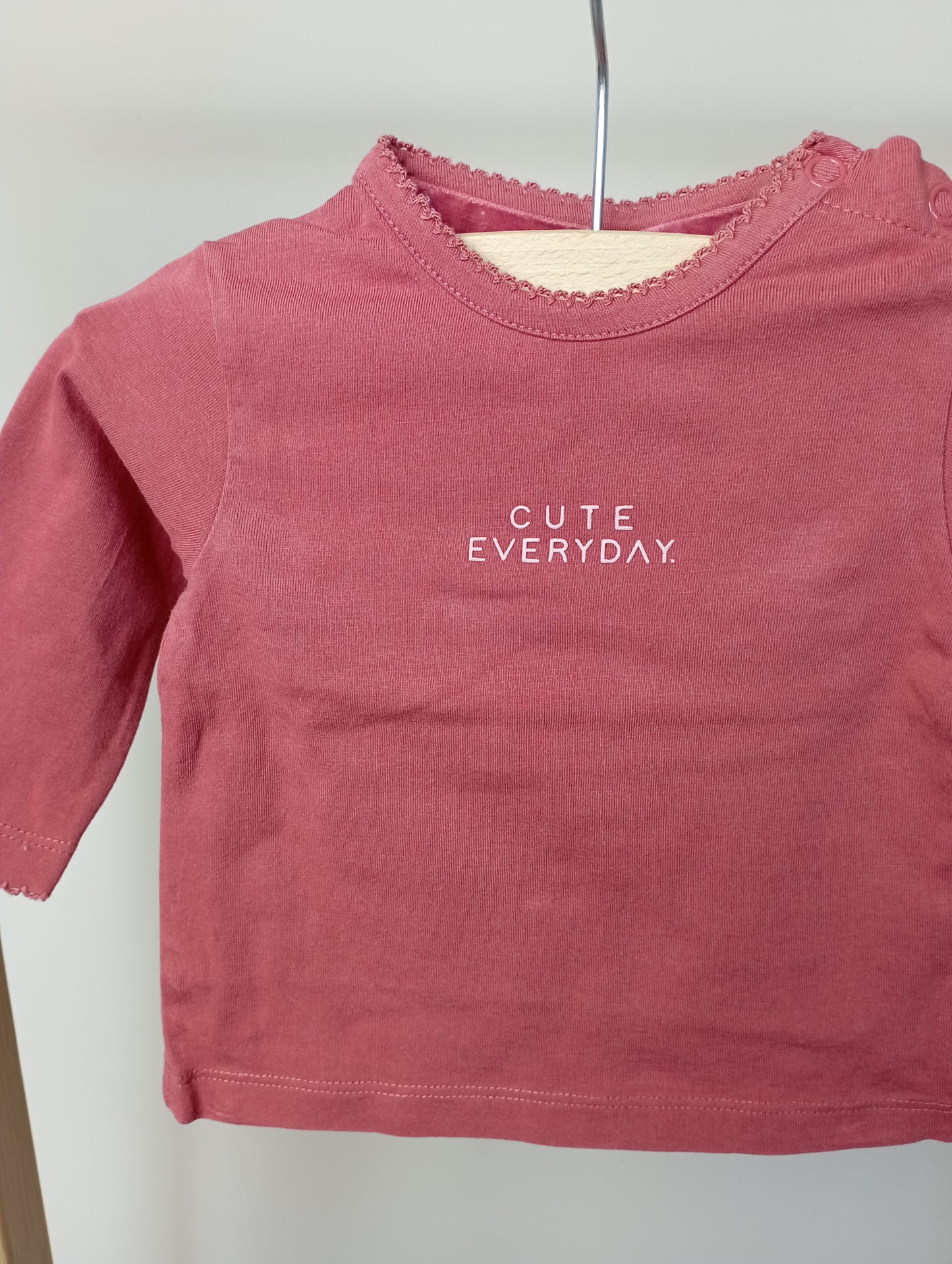 Longsleeve "Cute everyday" 56 Levv