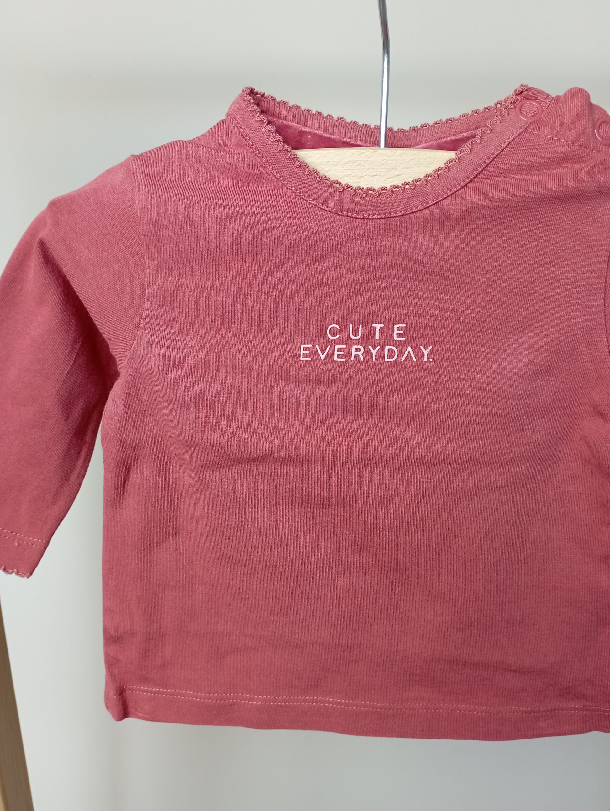 Longsleeve "Cute everyday" 56 Levv