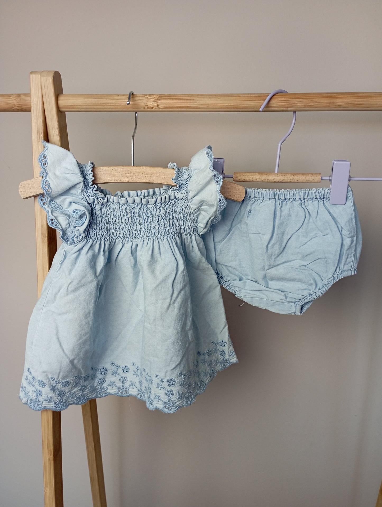 Jurkje met broekje 62 Zara