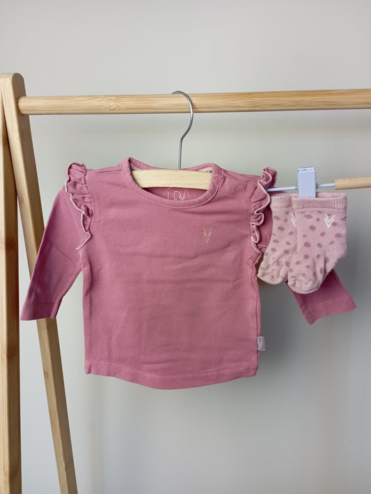 Longsleeve met sokjes 56 Levv