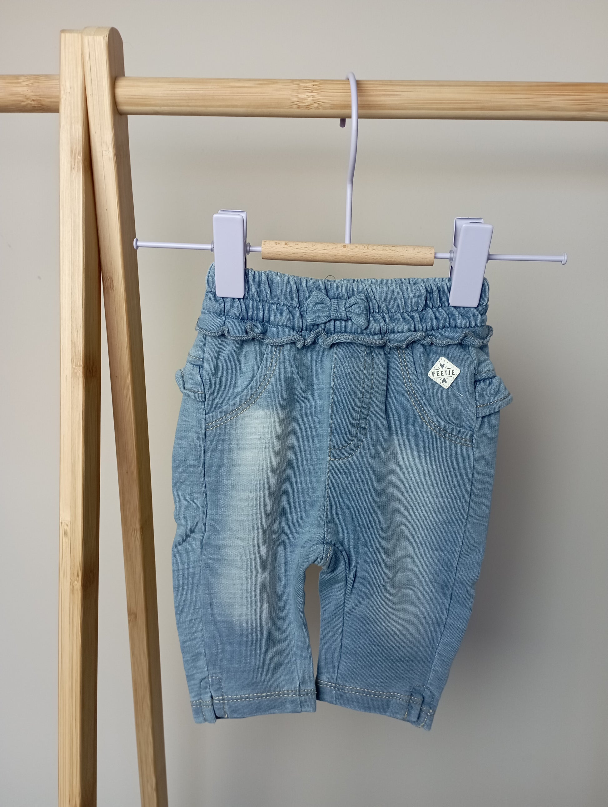 Broekje met strikje 62 Feetje