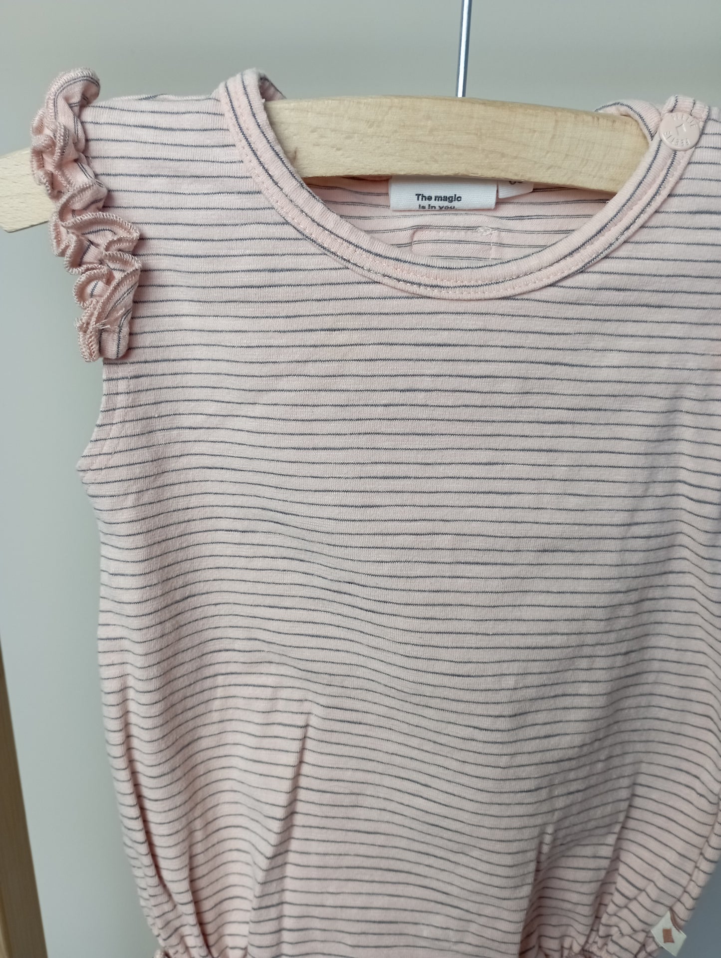 Romper met frullekes 68 Feetje
