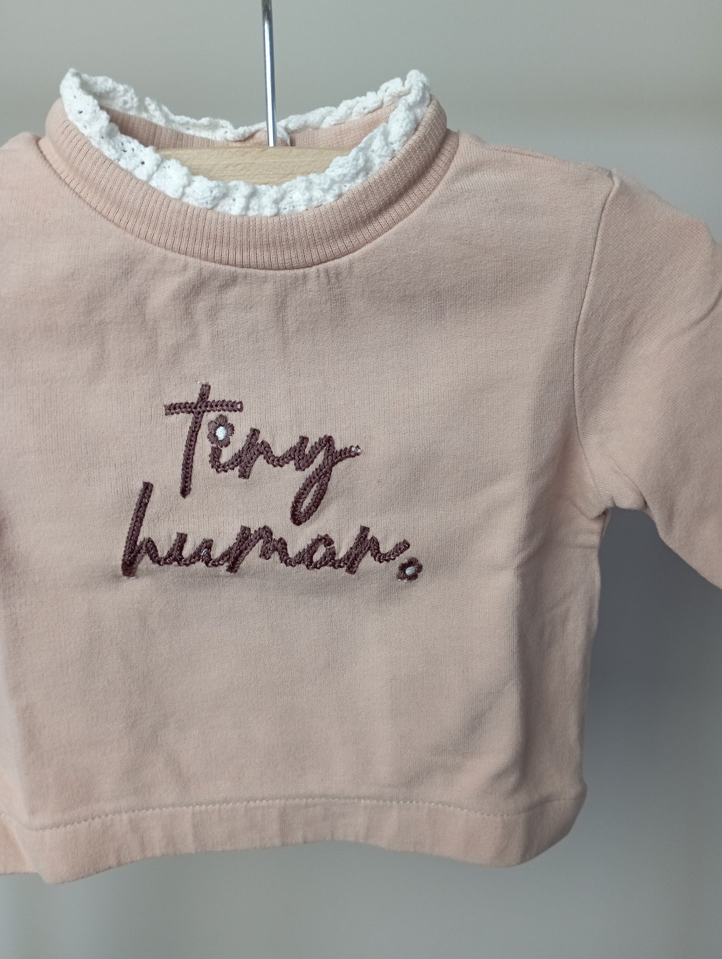 Trui "Tiny human" 50 Cuddles and smiles