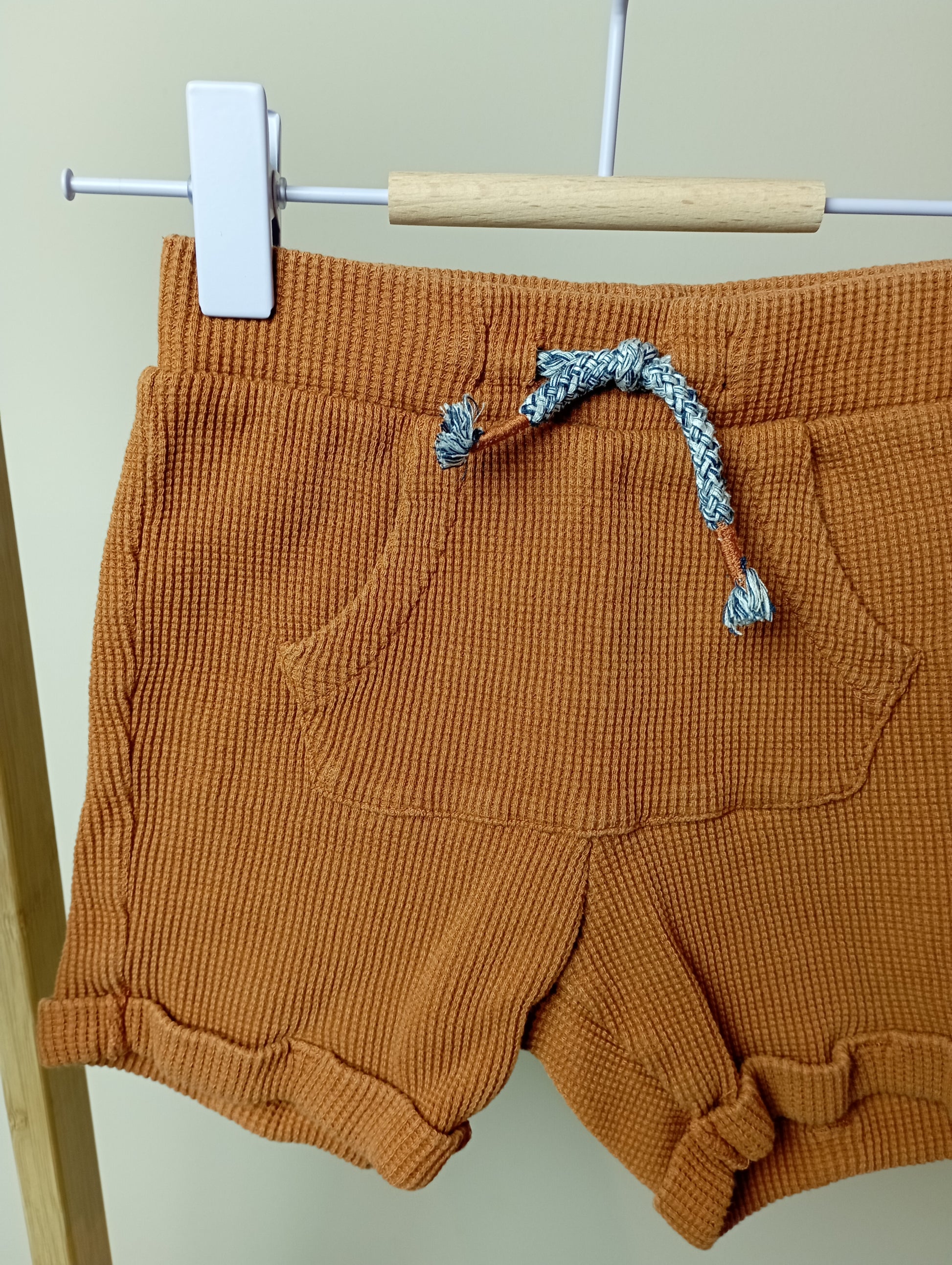 Short met zakje 92 C&A