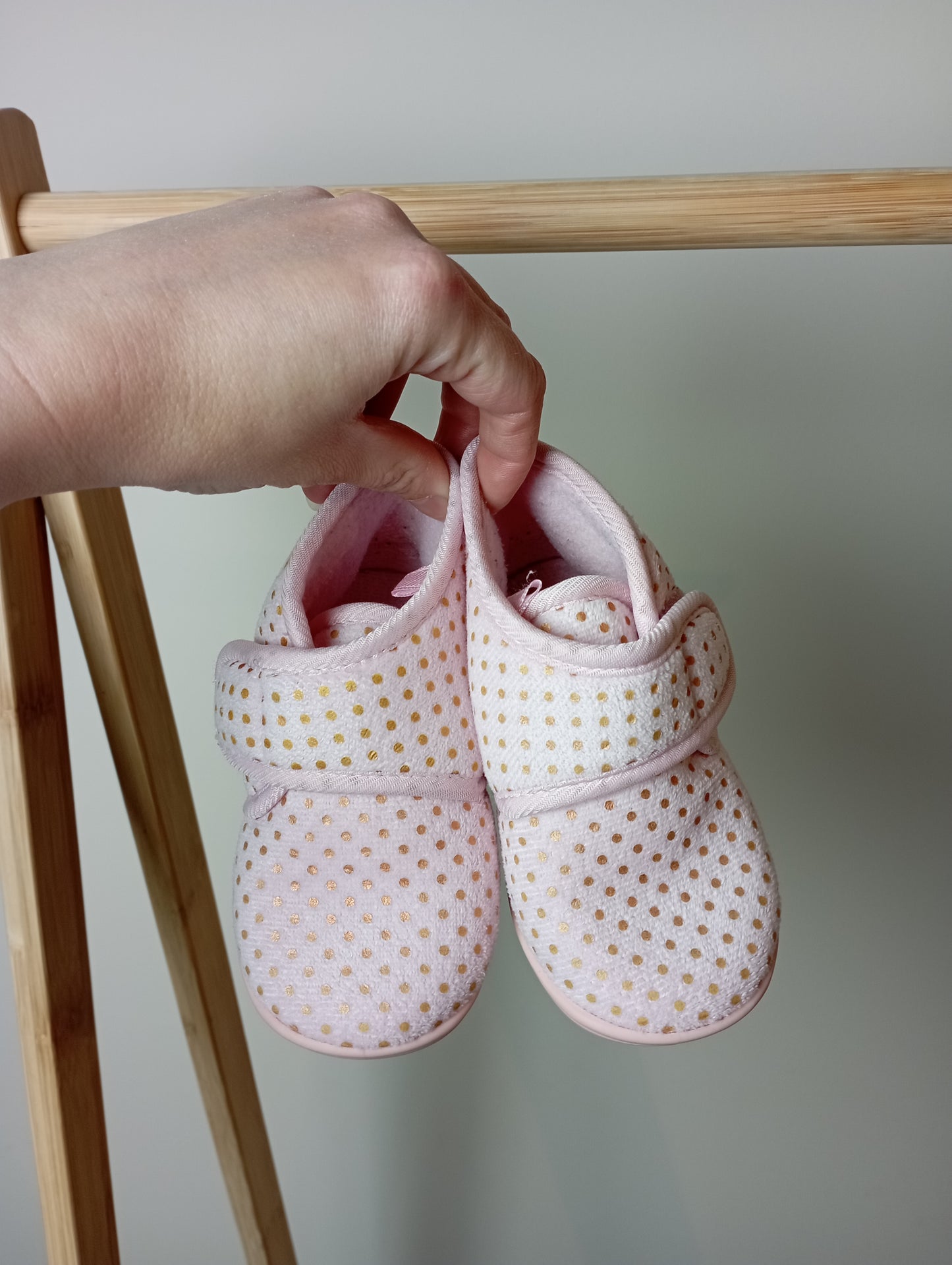 Pantoffels 21-22 Find JOYs