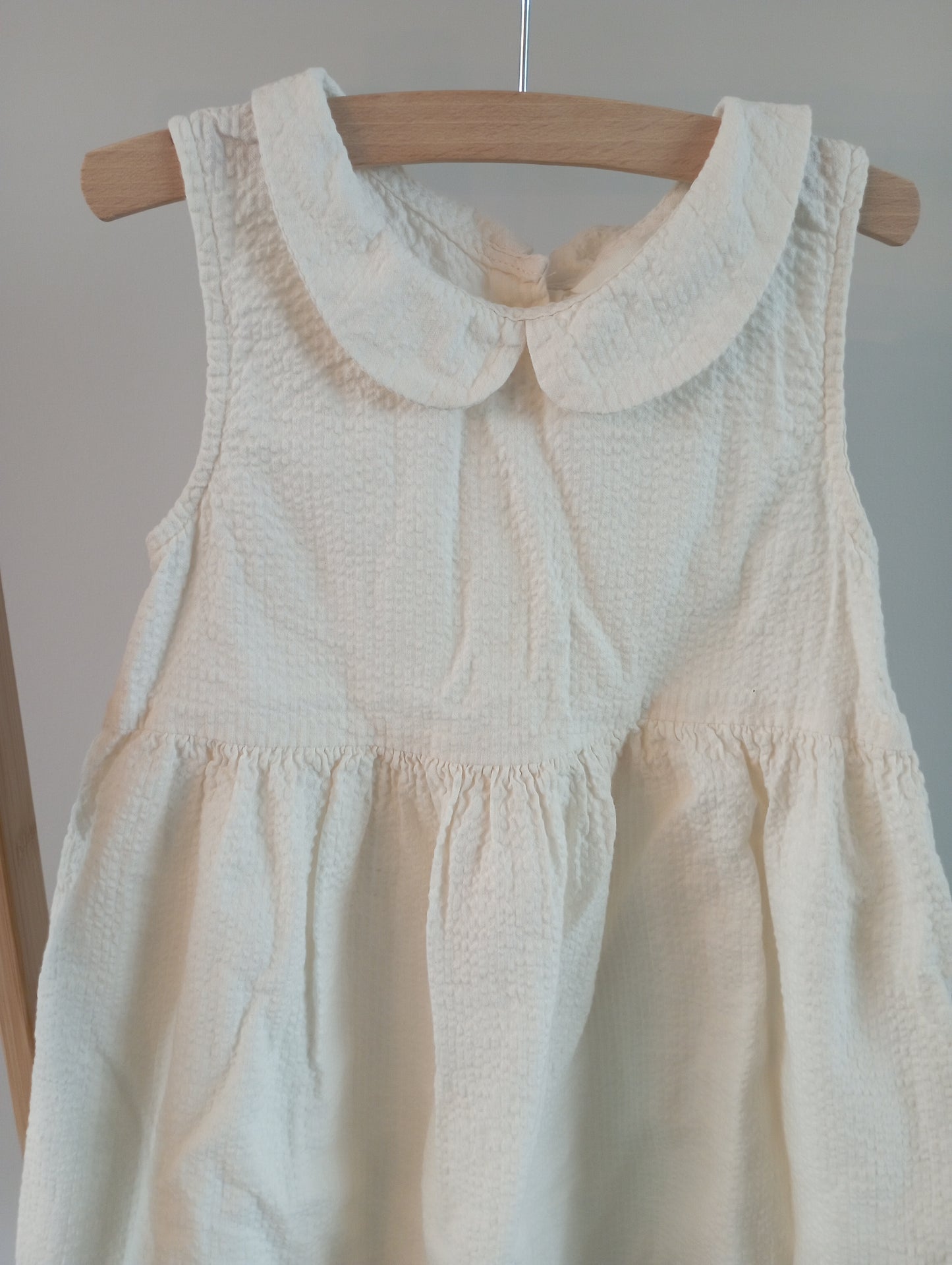 Jurkje met kraagje 104 H&M