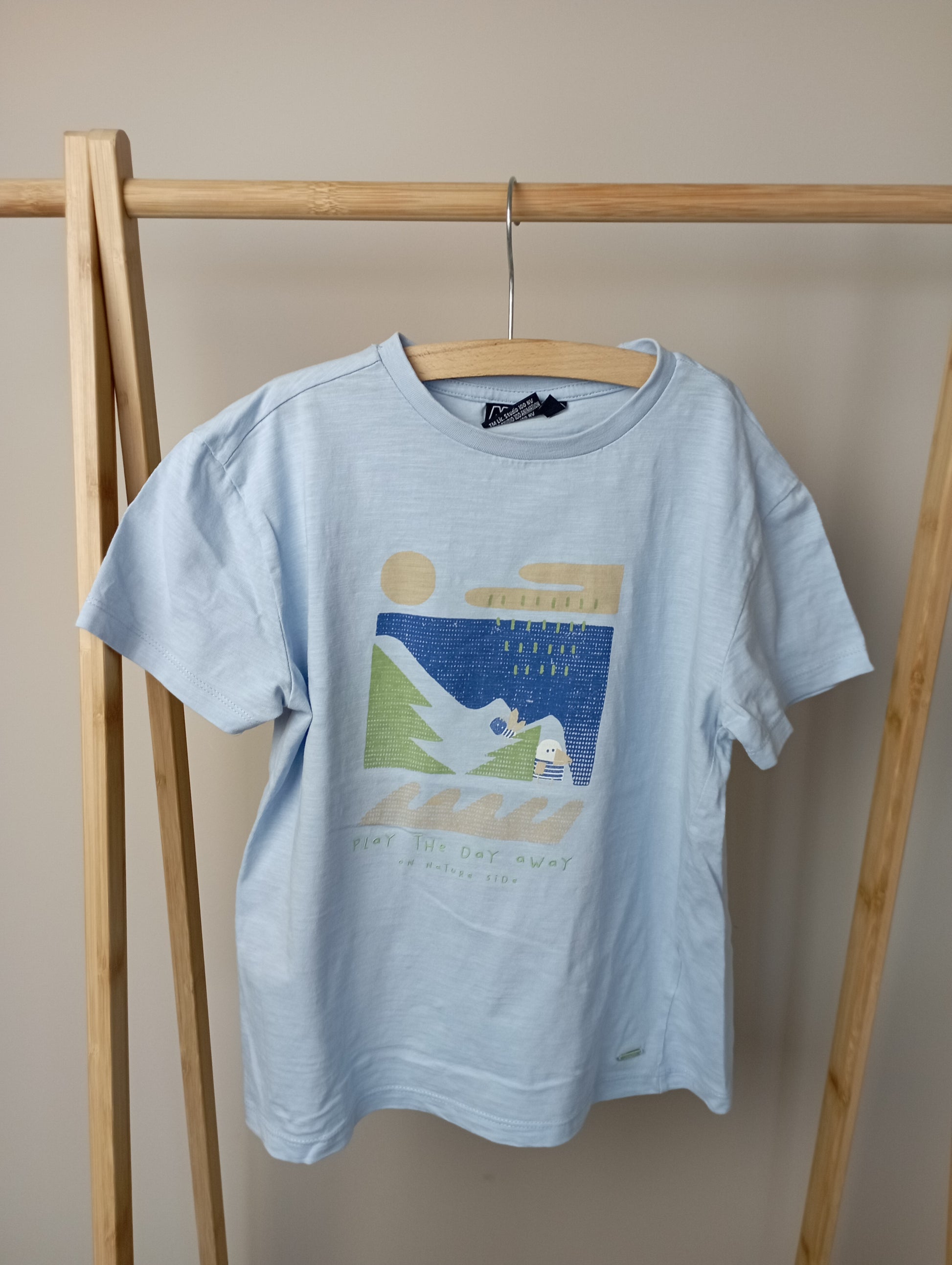 T-shirt "Play the day away" 128 Maya