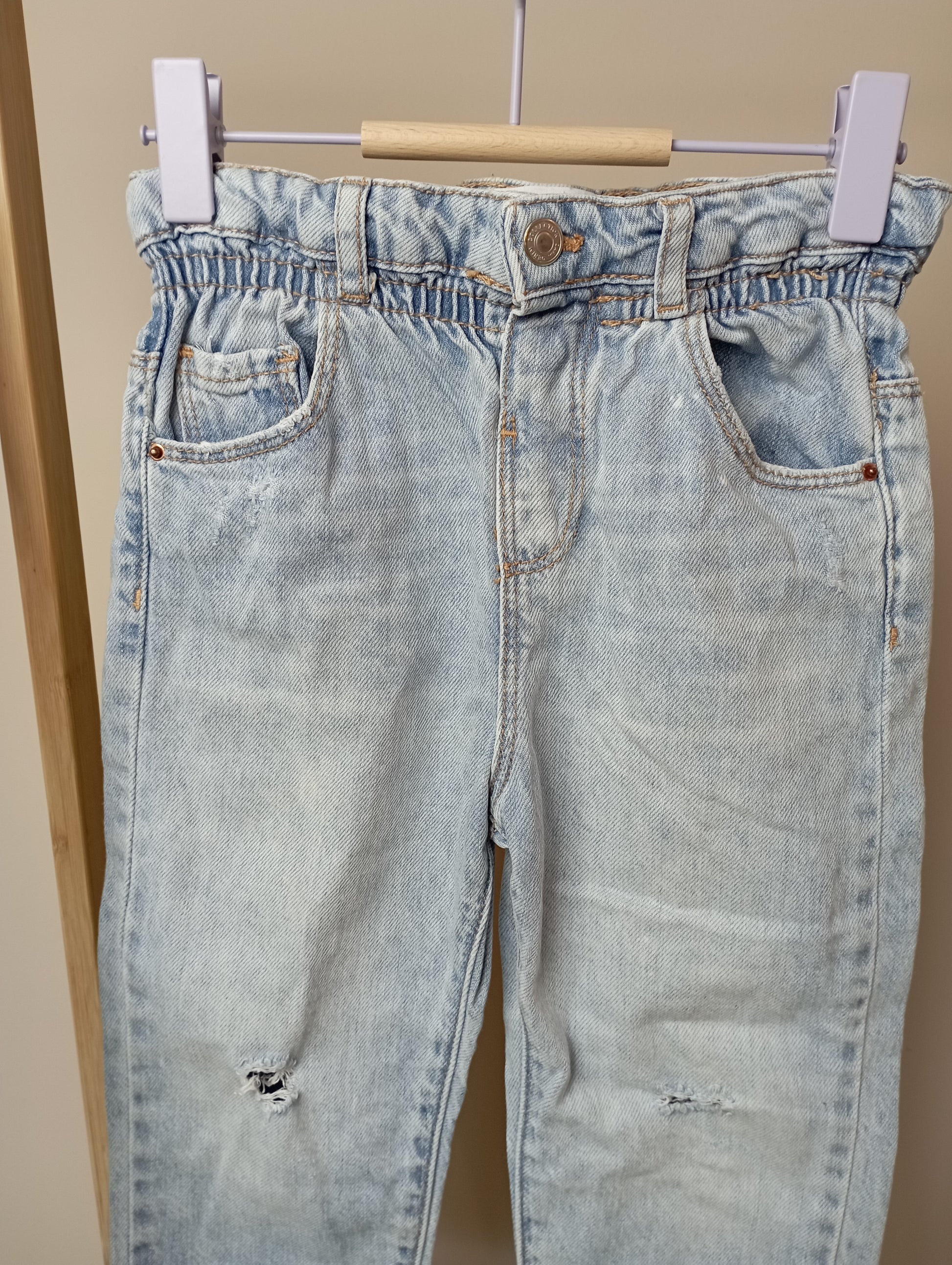 Jeansbroek met scheuren 104 Zara