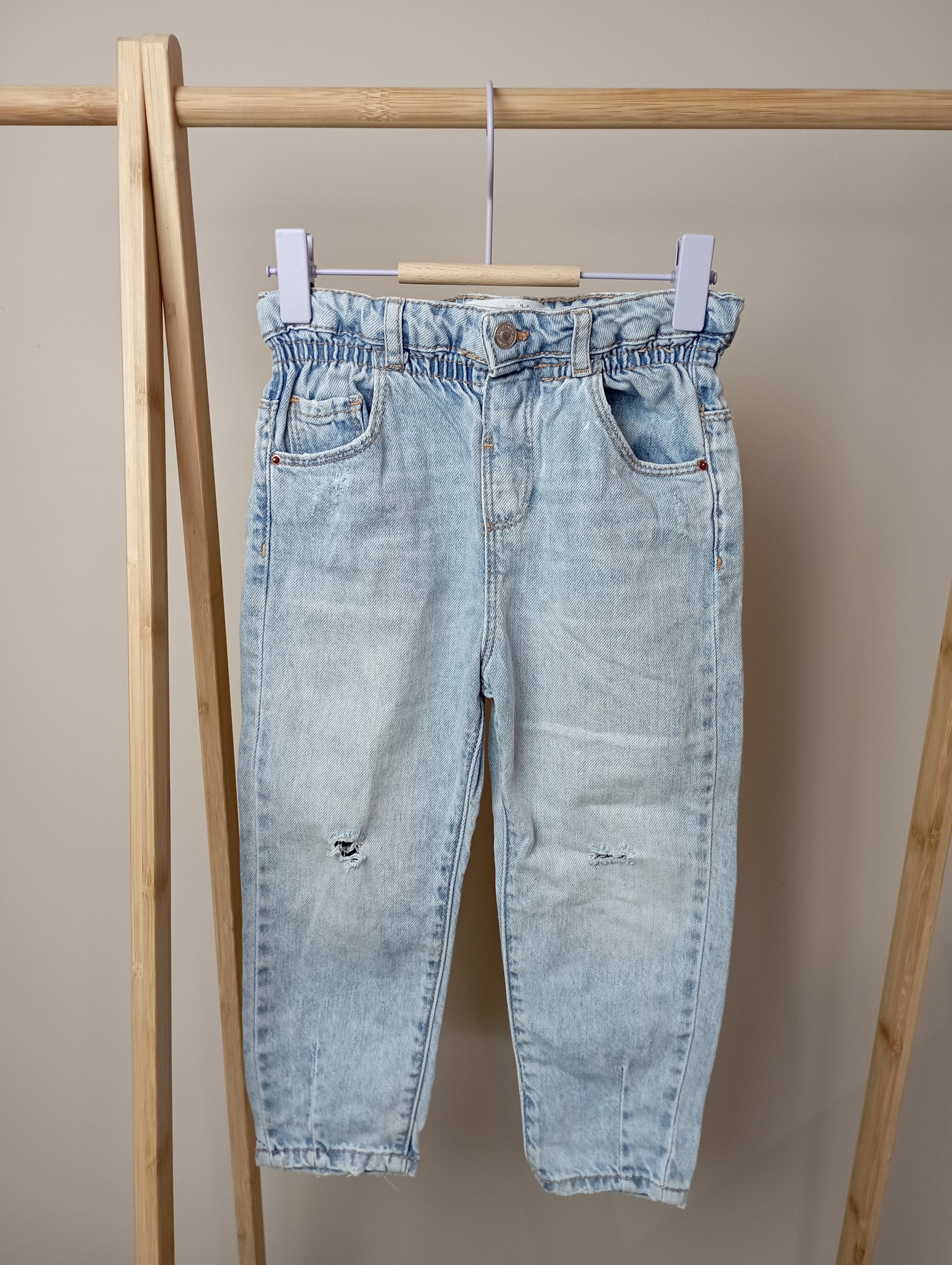 Jeansbroek met scheuren 104 Zara